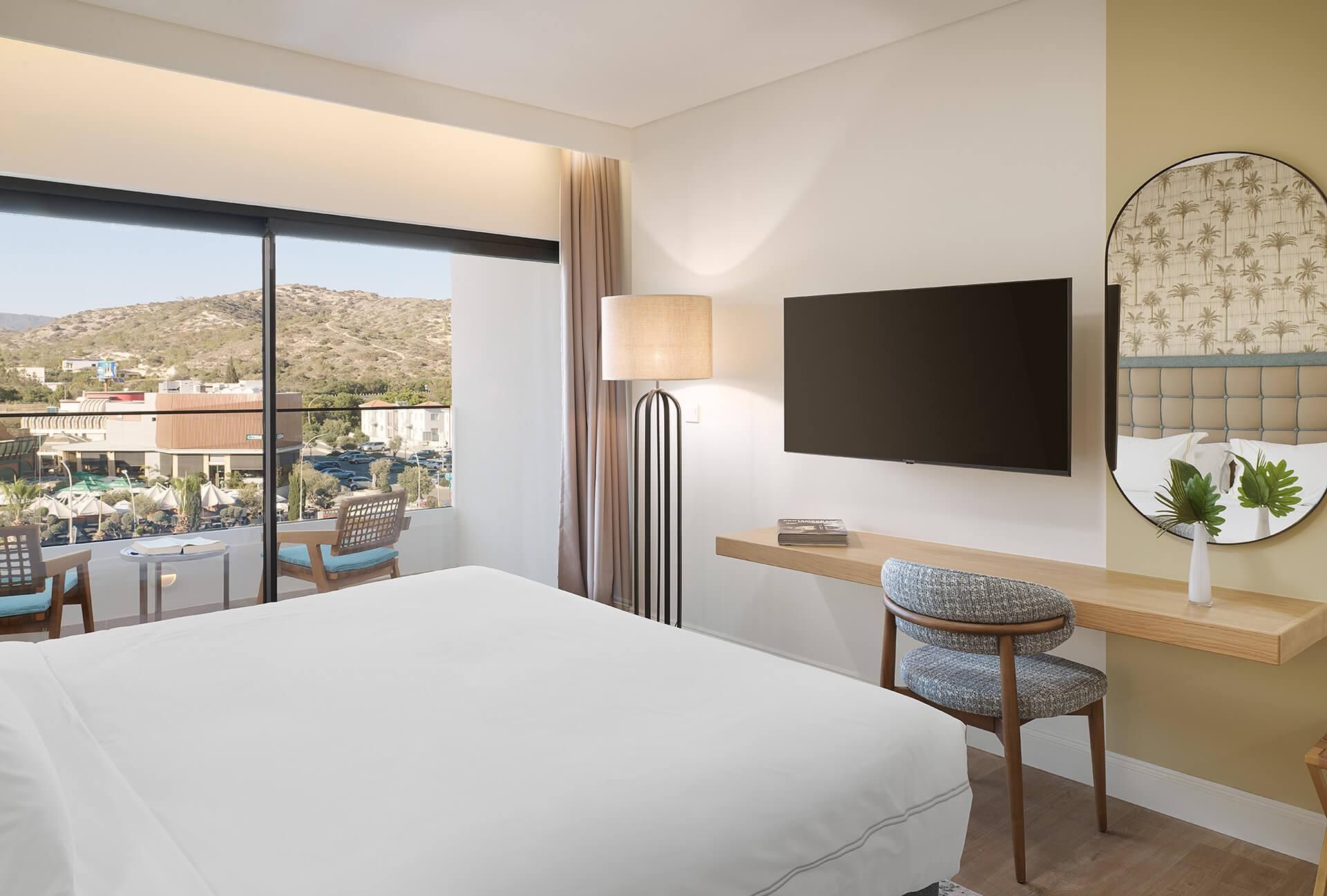 Deluxe Inland View Room
