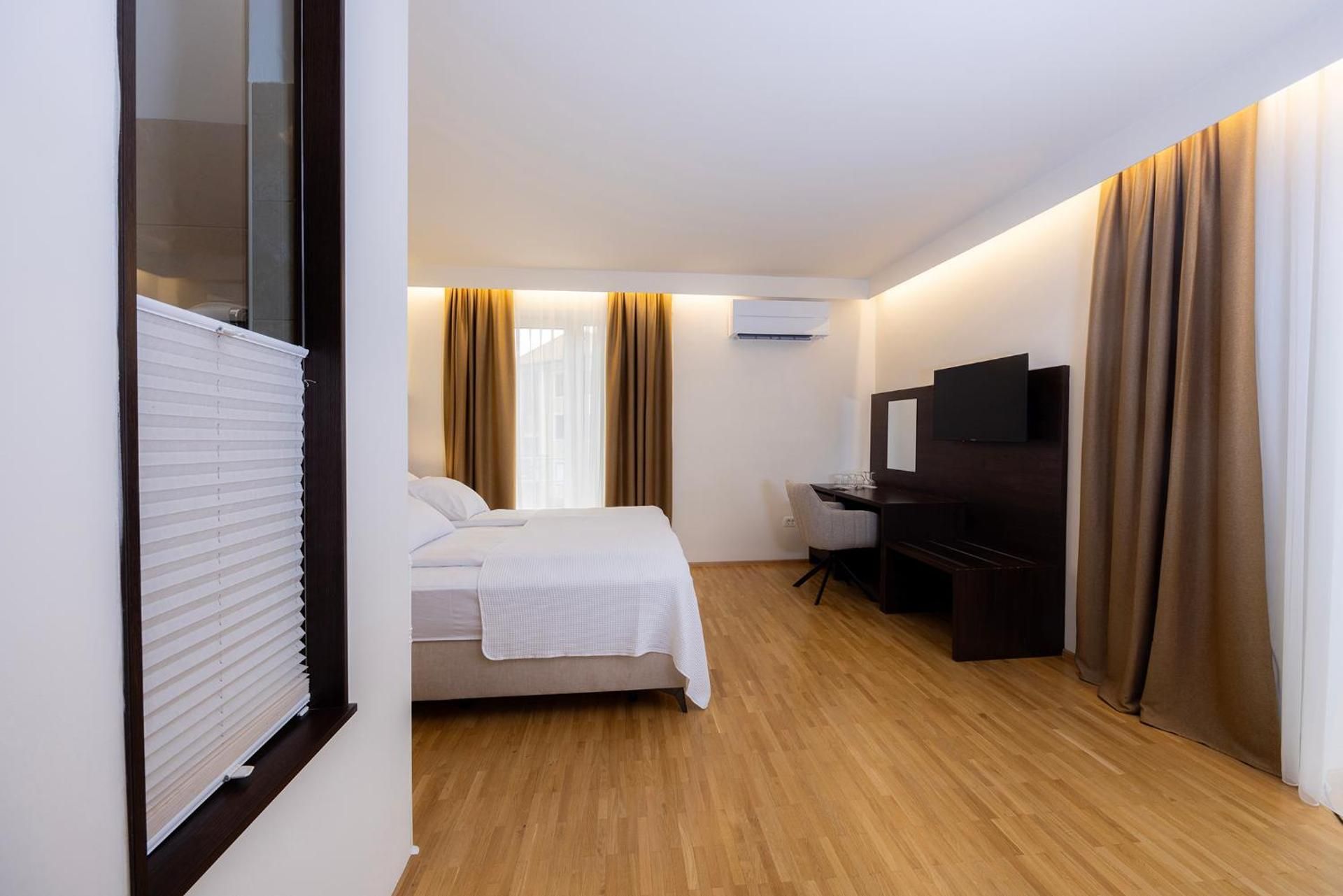 Rooms Bella Deluxe Double Room