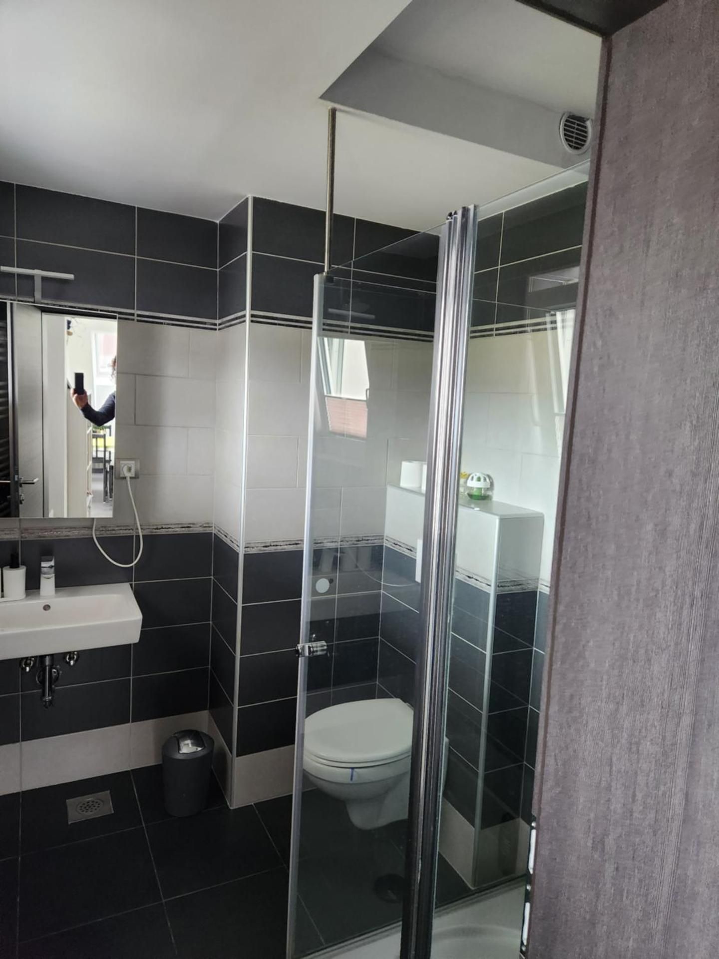 Two-Bedroom Apartment with Balcony and Castle View