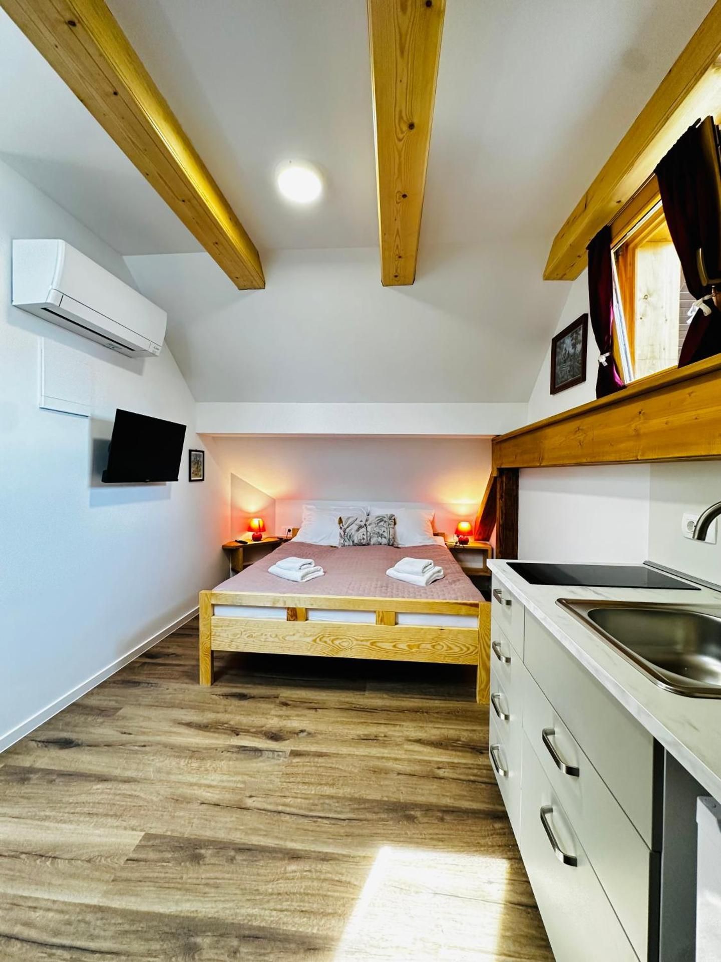 Comfort Triple Room