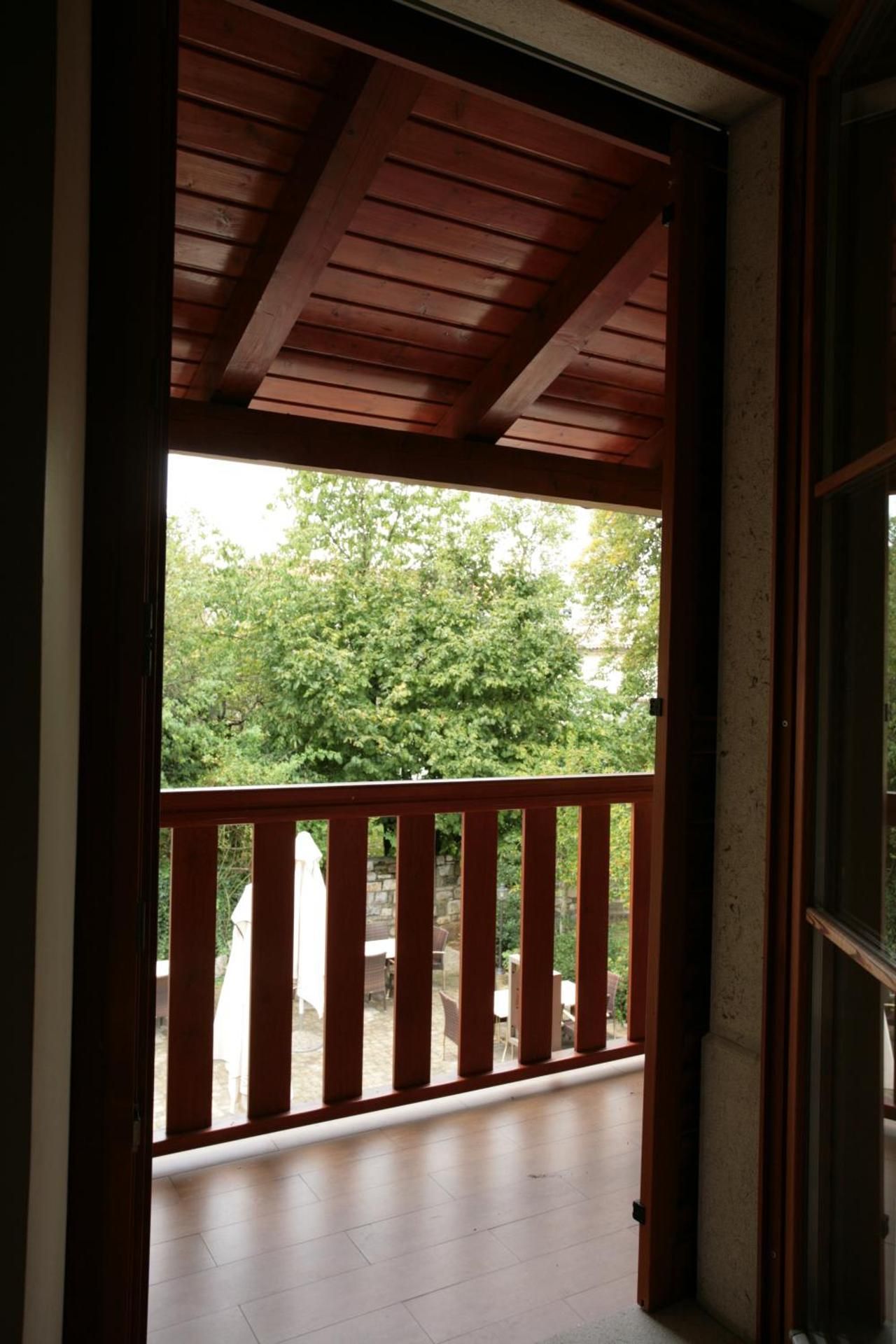 Domacija Linc Apartment with Balcony 2