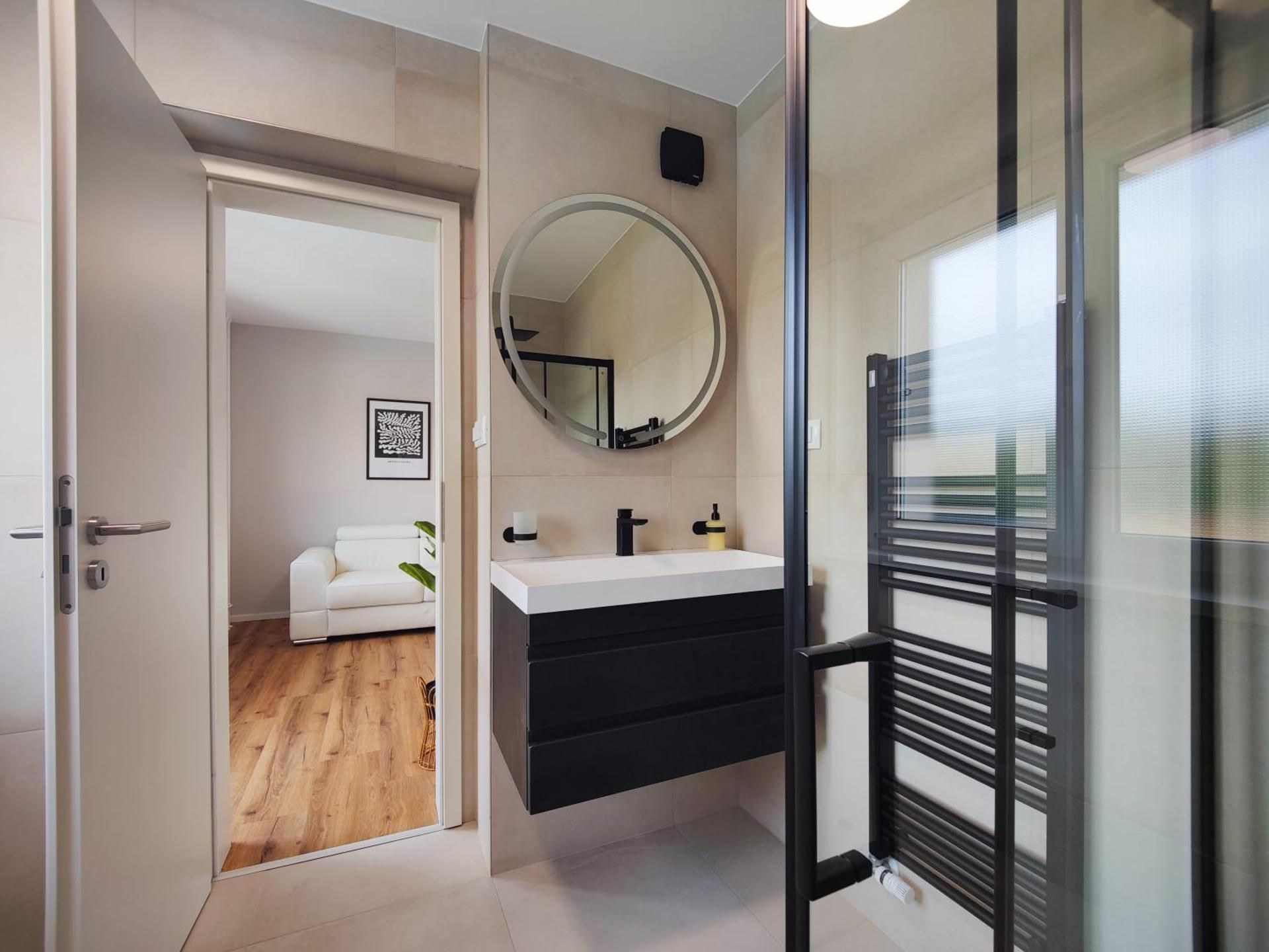One-Bedroom Apartment with Balcony