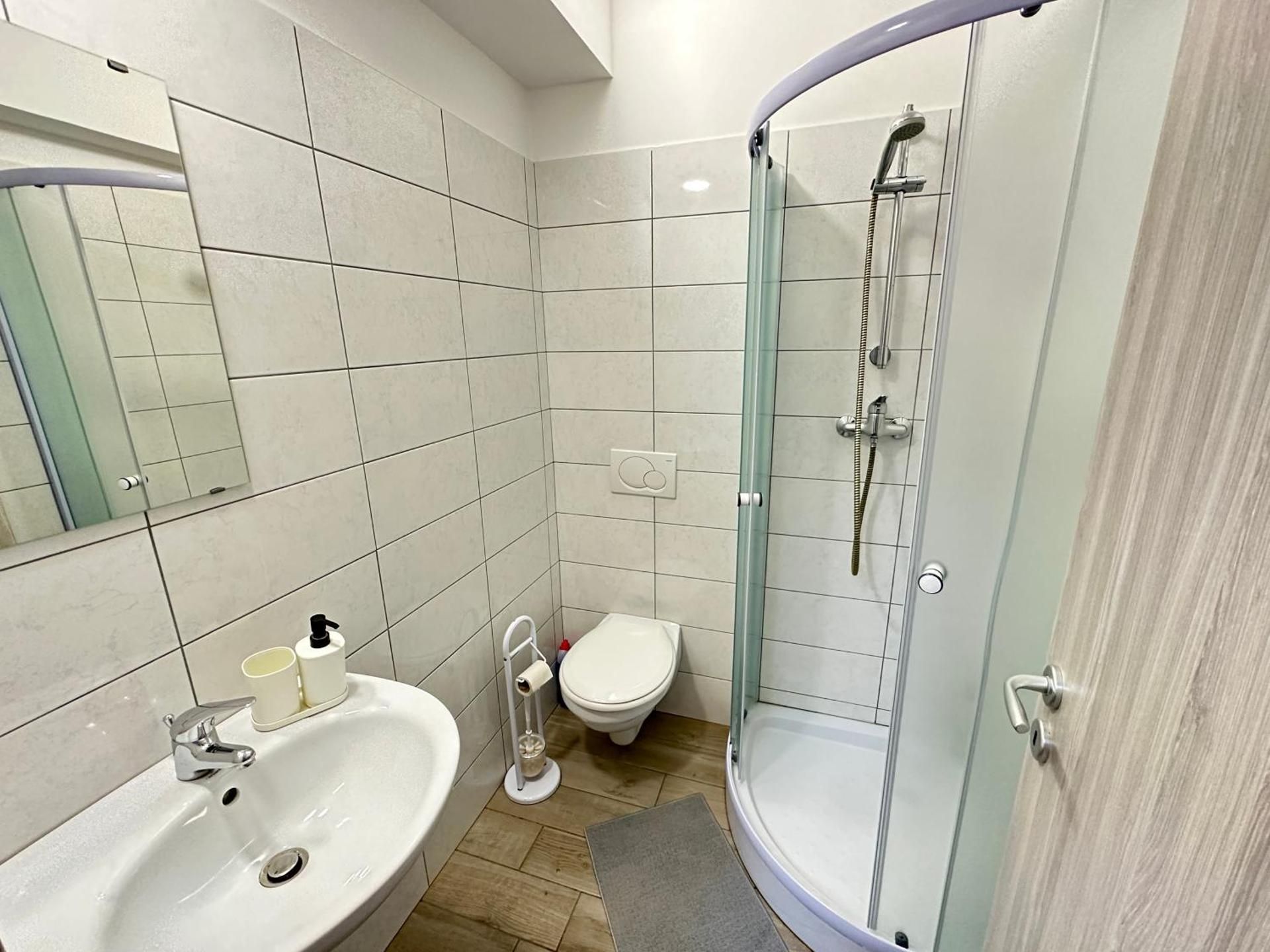 Twin Room with Bathroom