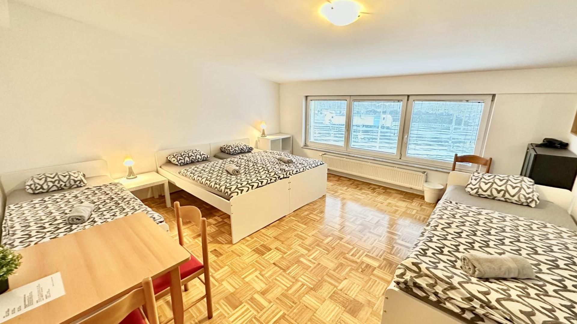 Quadruple Room with Private External Bathroom
