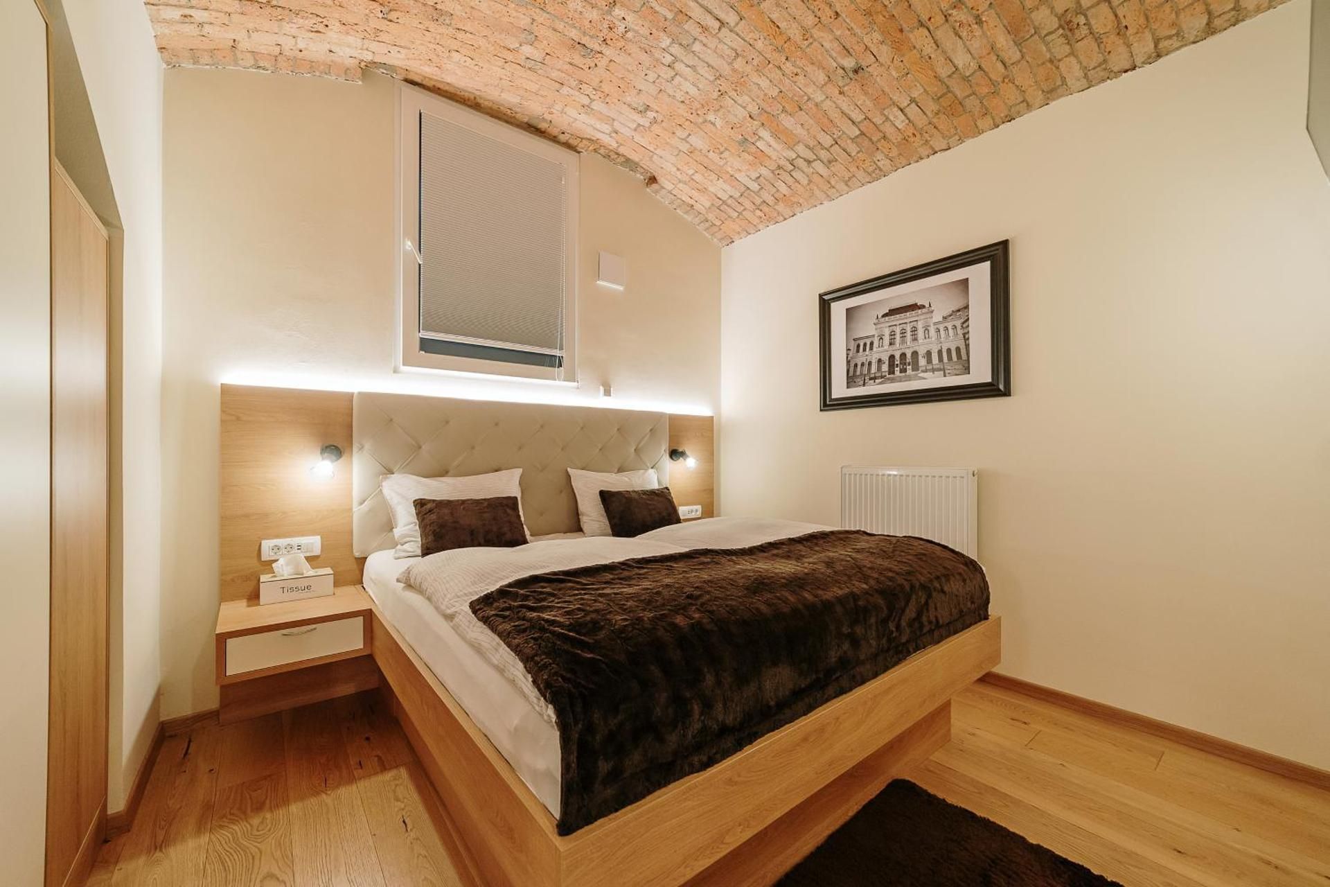 Deluxe Quadruple Room - Basement