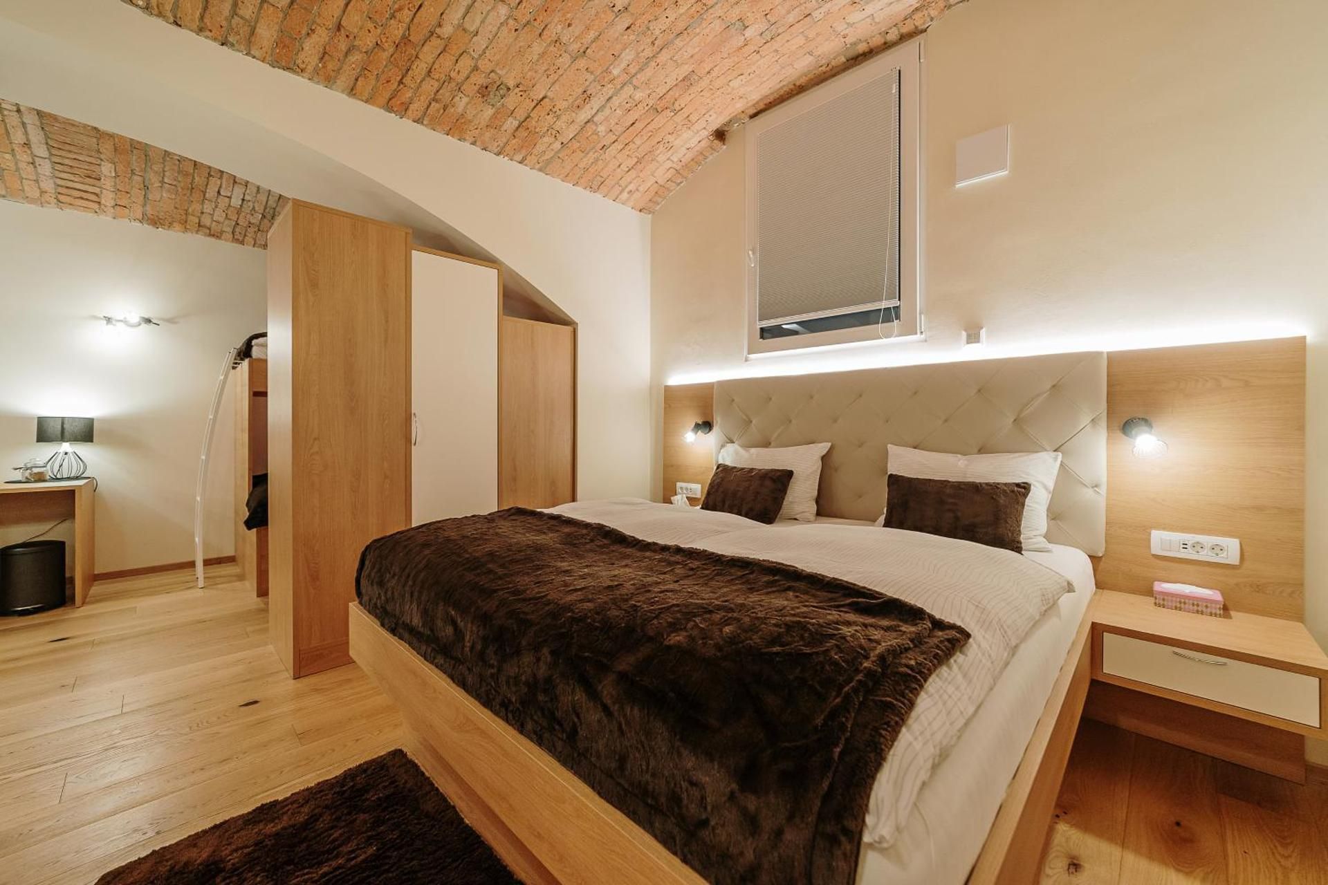 Deluxe Quadruple Room - Basement