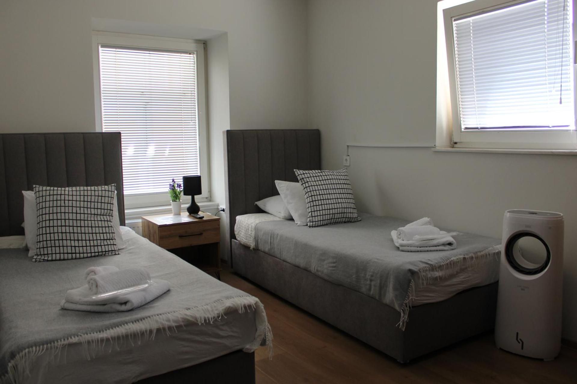 Queen Room with Shared Bathroom