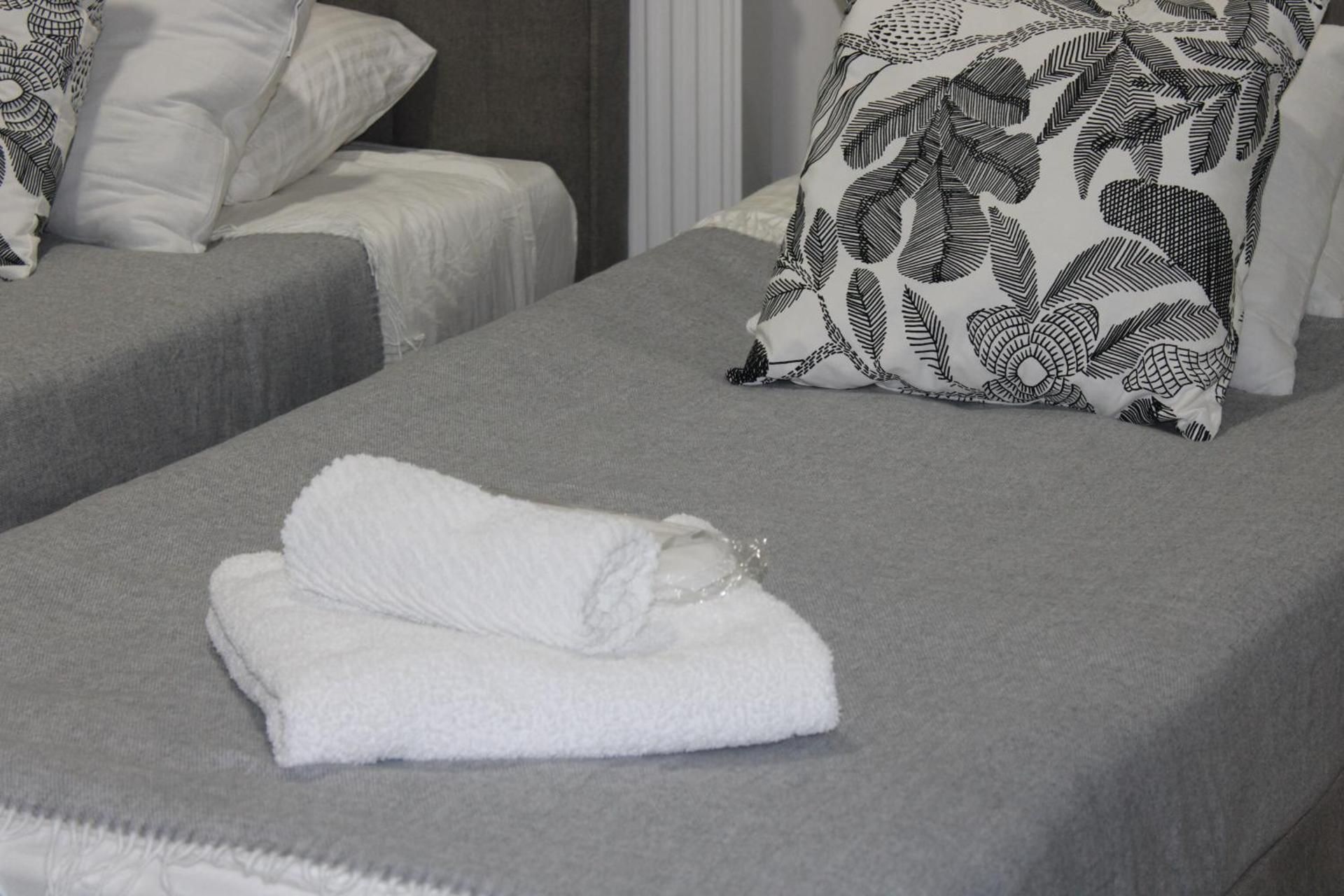 Queen Room with Shared Bathroom