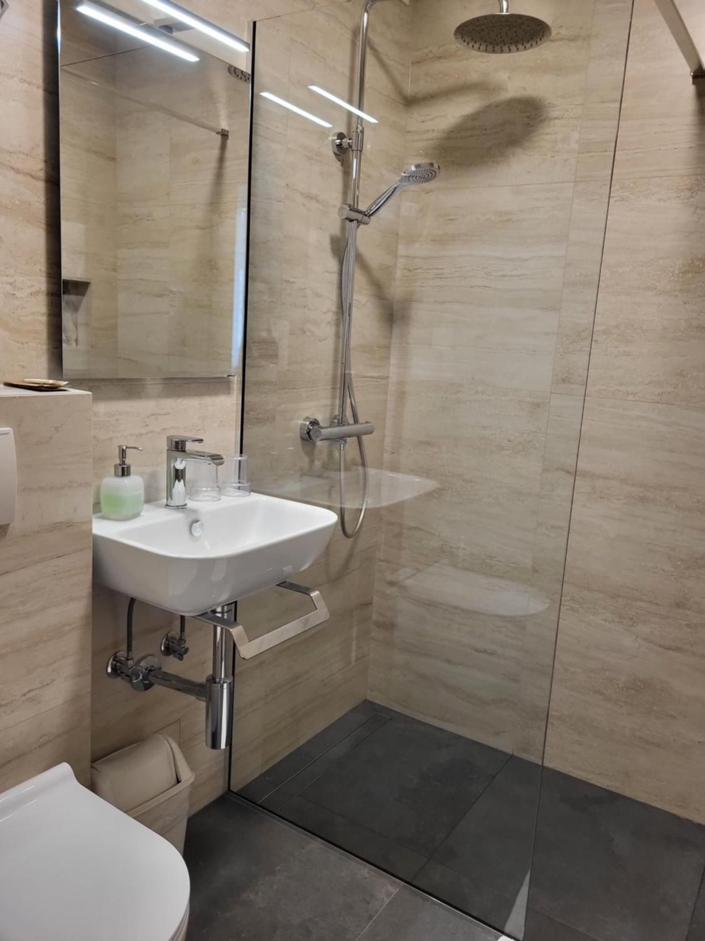 Penzion Tavcar Twin Room with Balcony 3