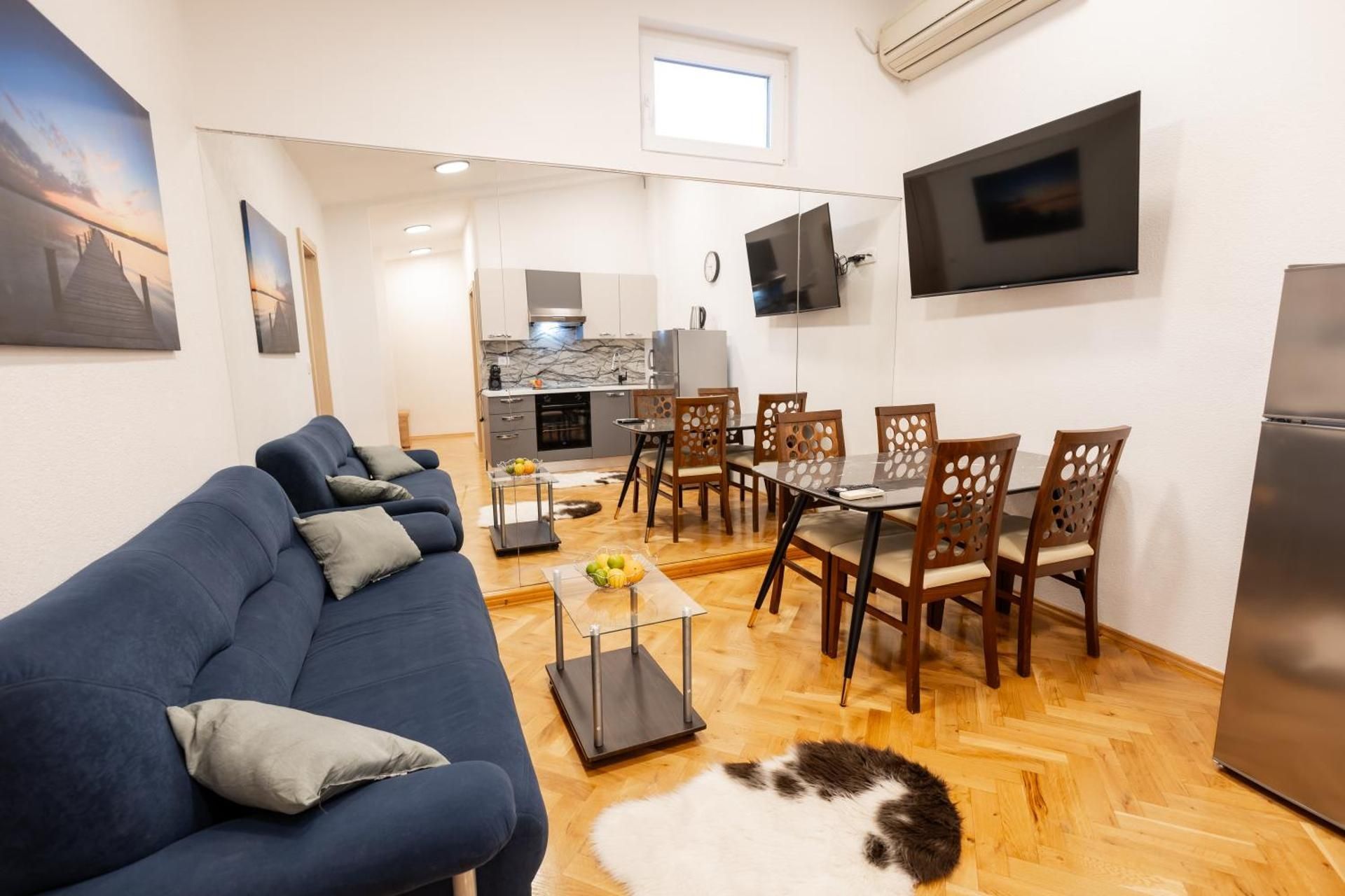 Two-Bedroom Deluxe Apartment