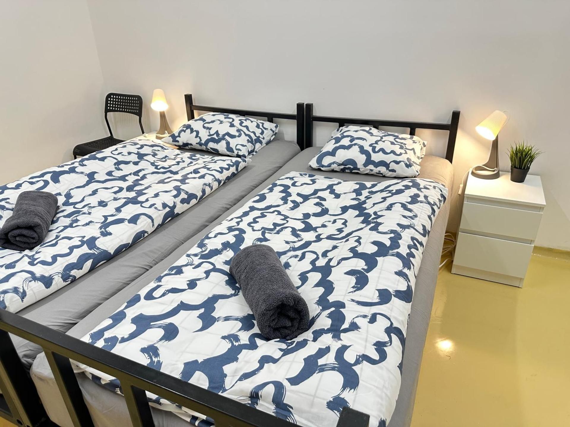 Standard Twin Room with Shared Bathroom