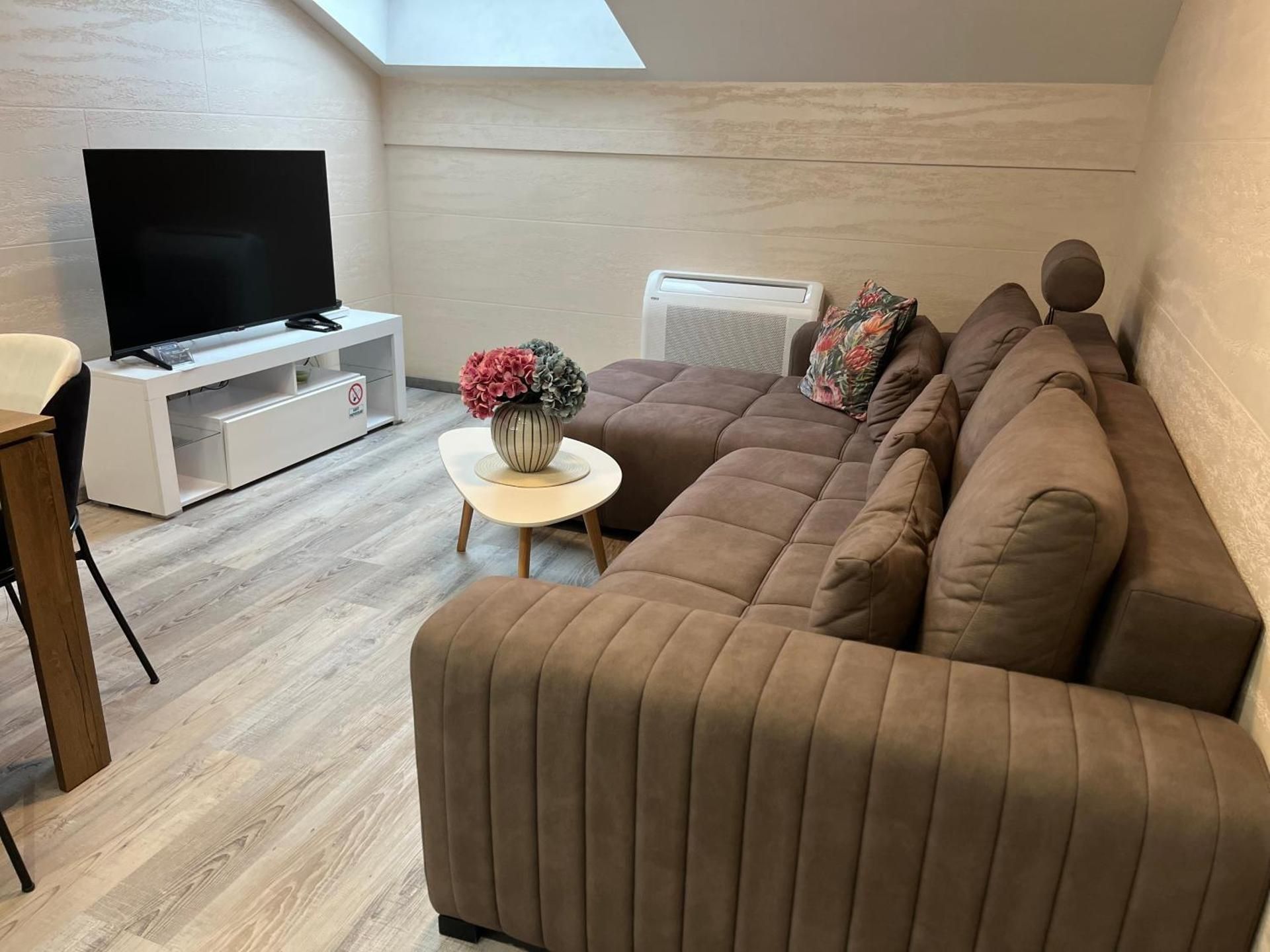 Two-Bedroom Deluxe Apartment