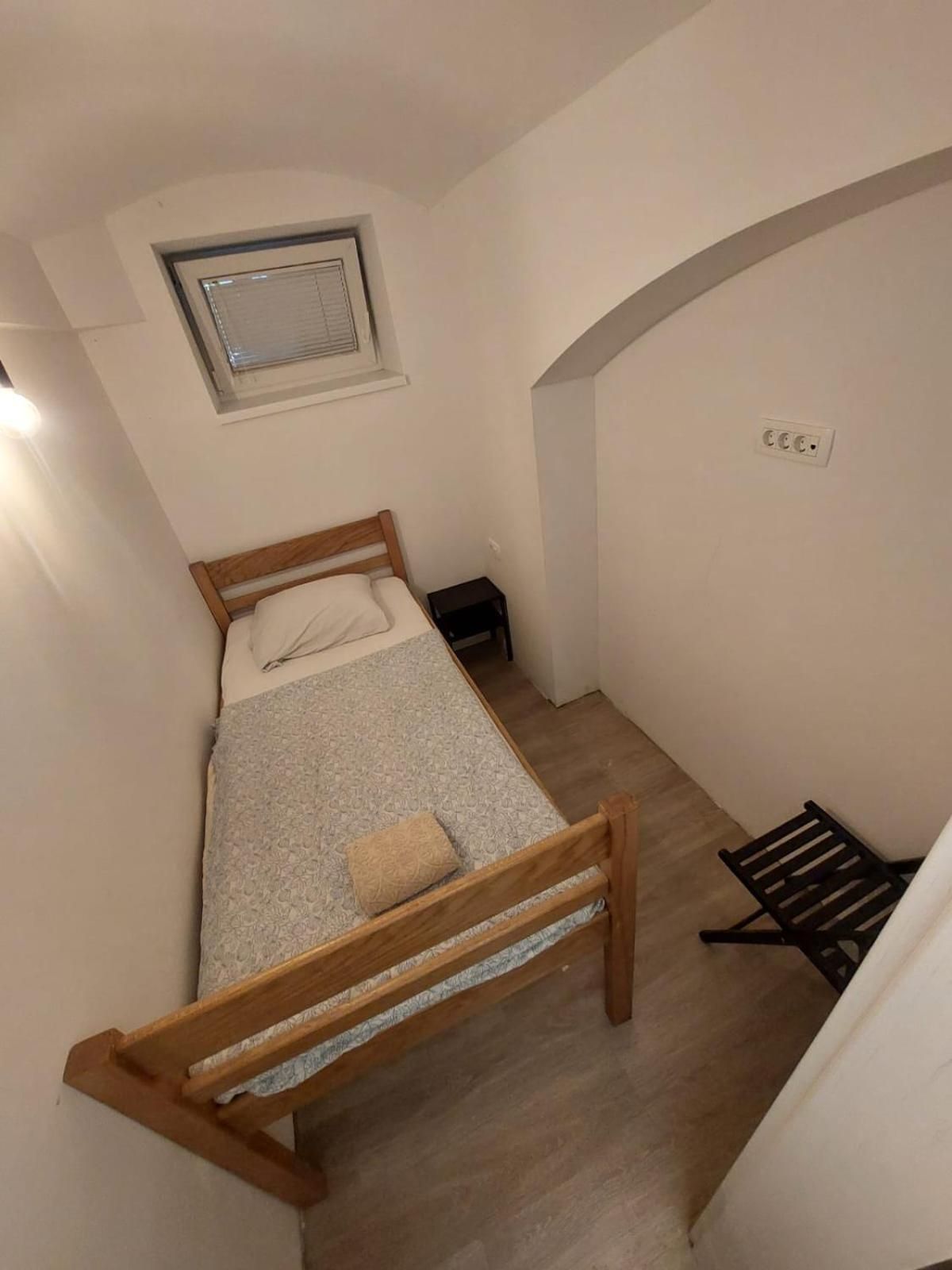 Single Room with Shared Bathroom