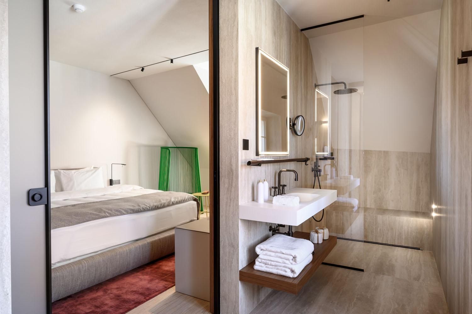 Zlata Ladjica Boutique Hotel Deluxe Double Room 2