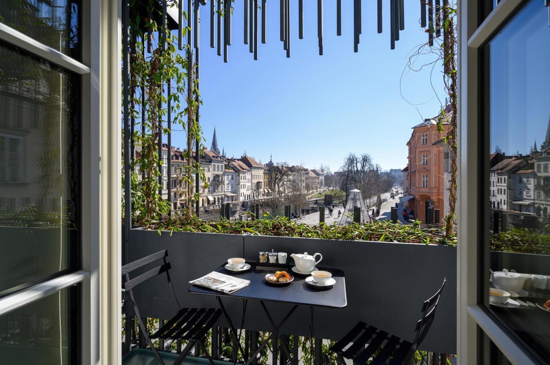 Deluxe Double Room with Balcony