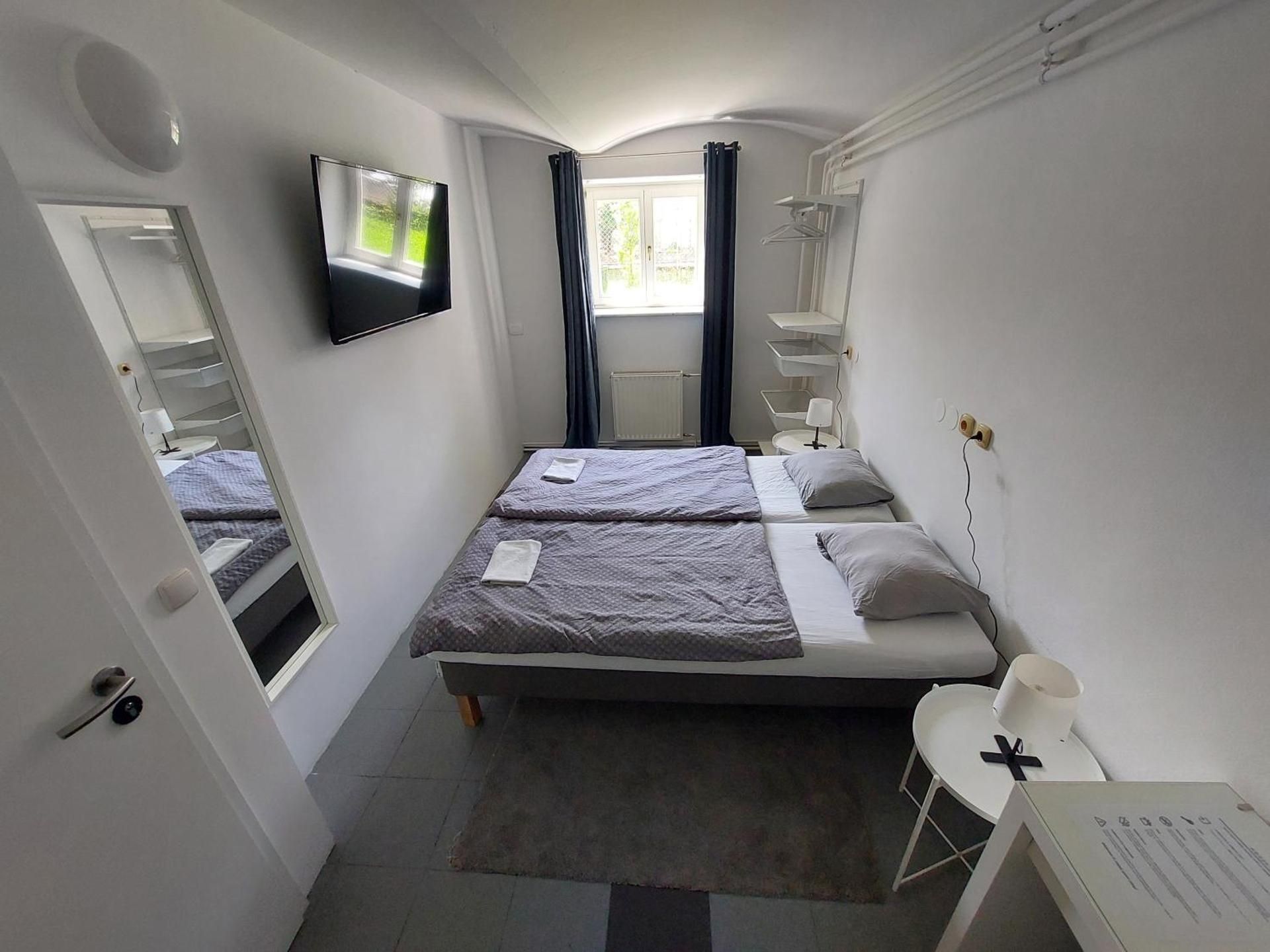 ROSE house - greenline accomodations Double Room with Shared Bathroom 2