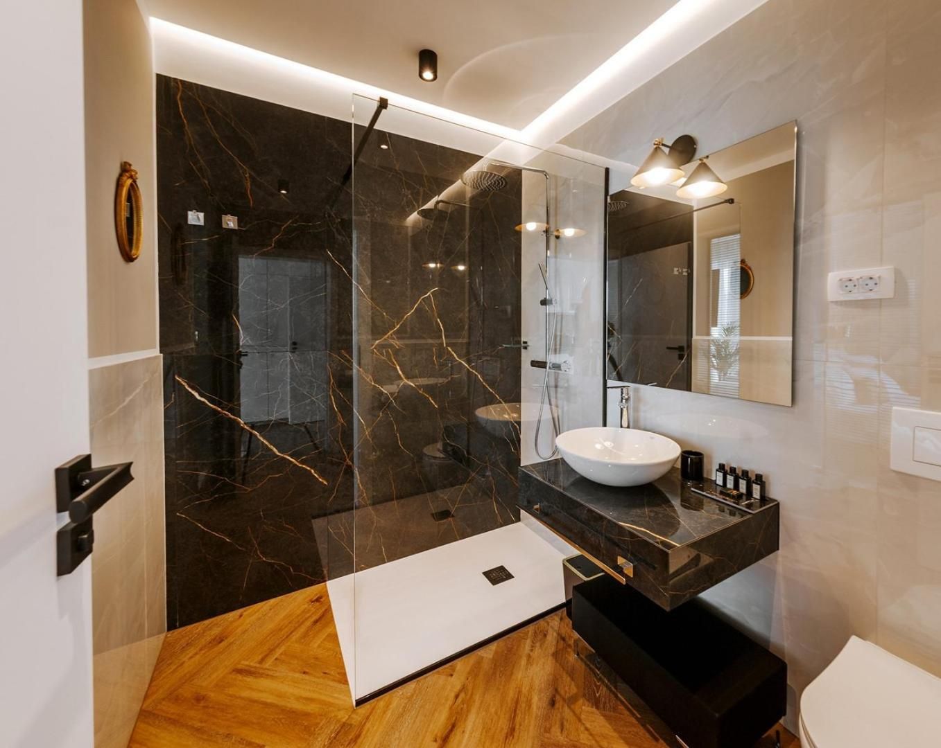 Comfort One-Bedroom Apartment with Balcony