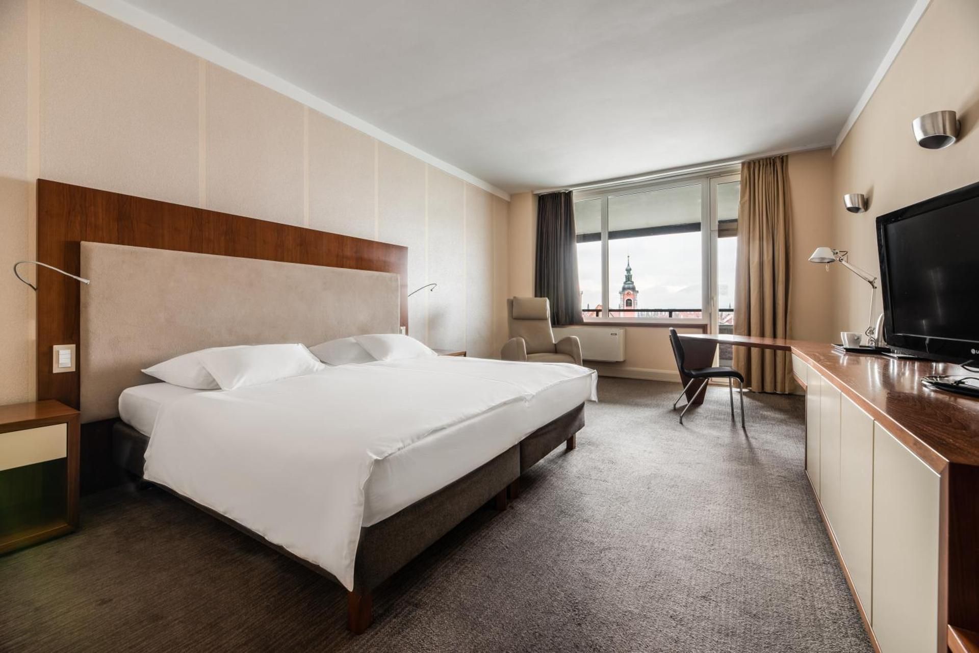 Studio Double Plus Castle View