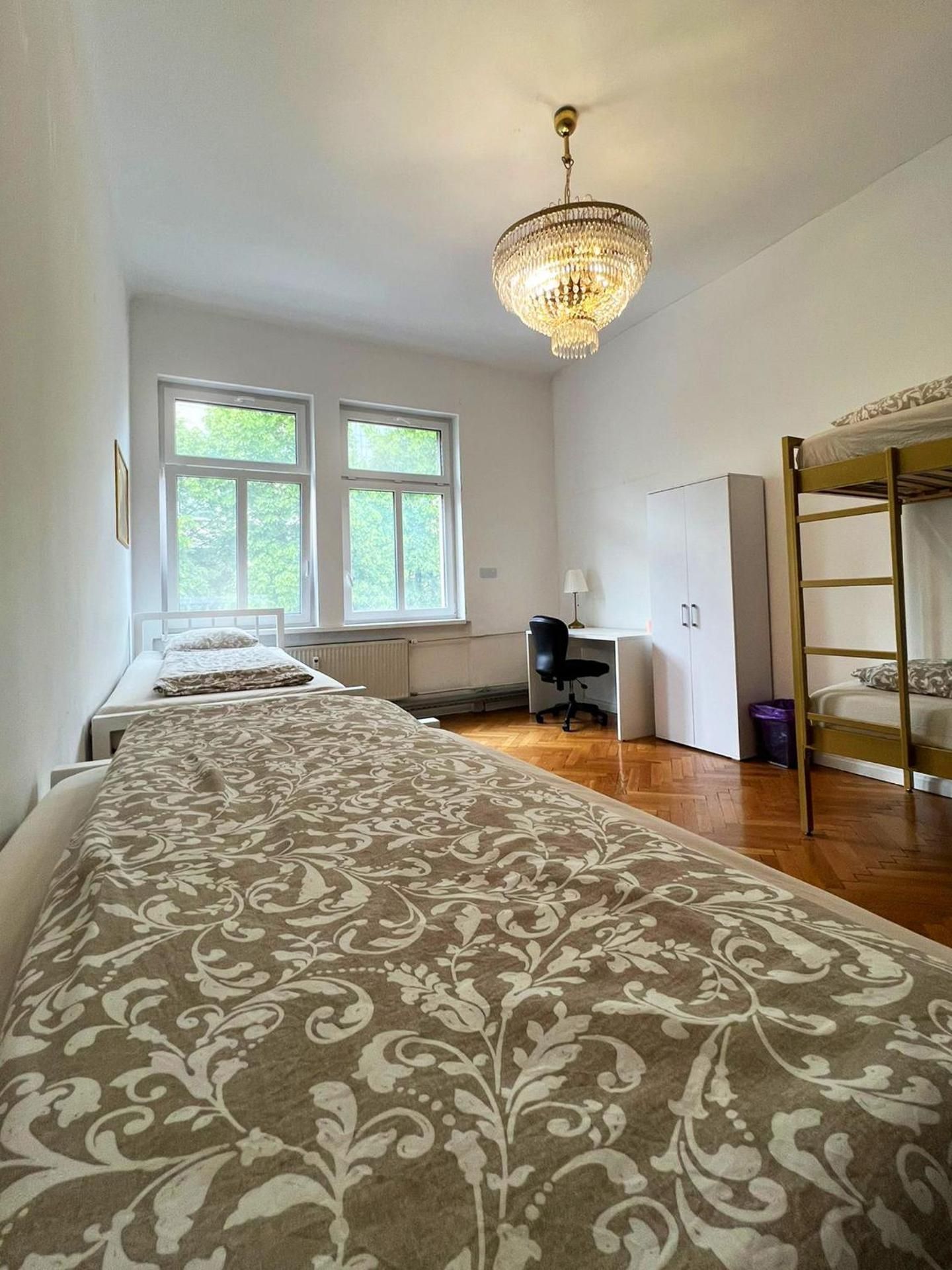 Quintuple Room with City View