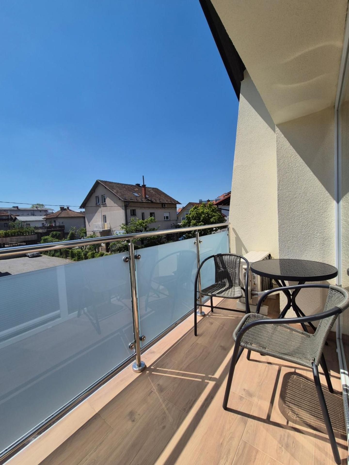 Villa Vojkova One-Bedroom Apartment 2