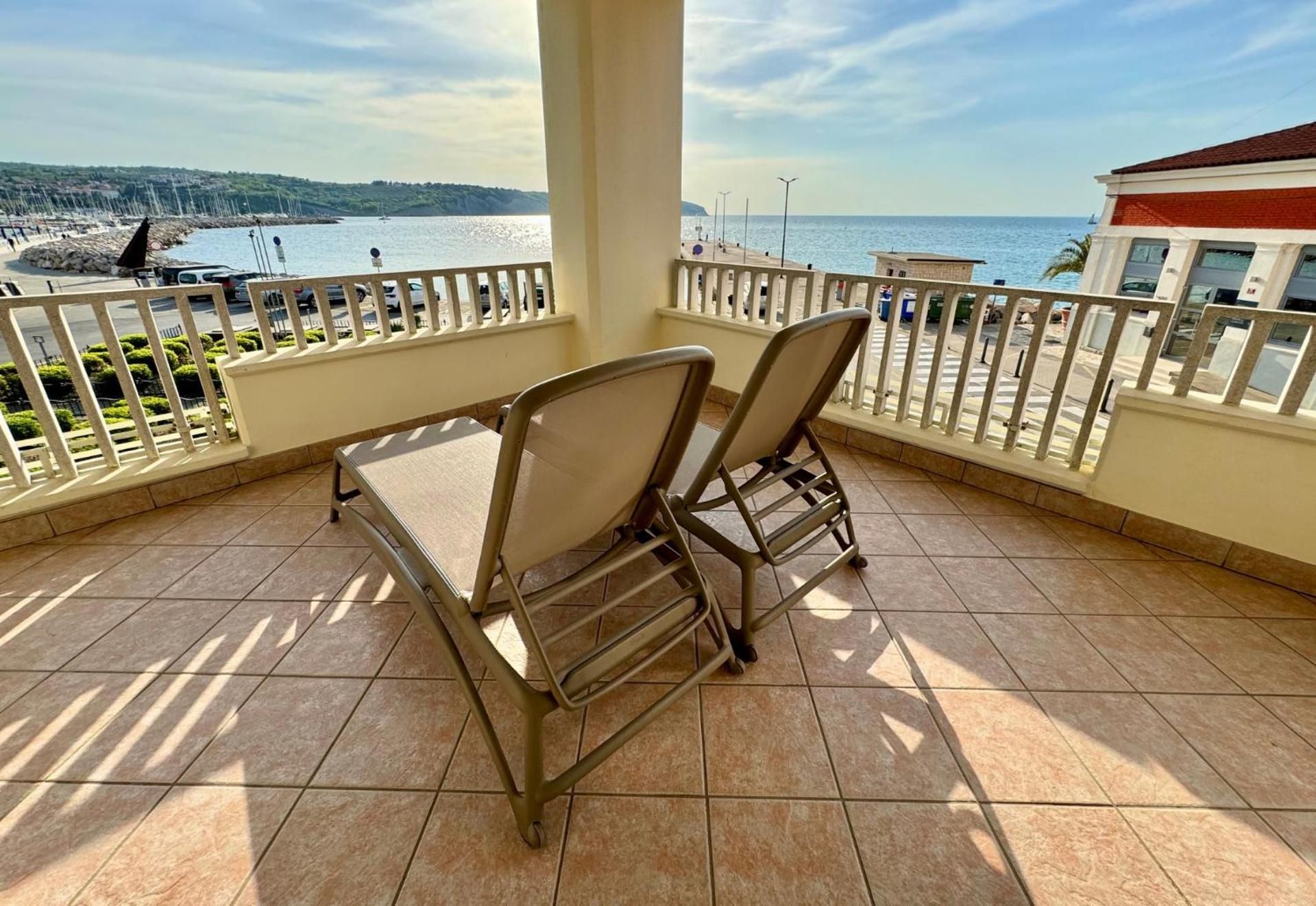 Junior Suite with Balcony