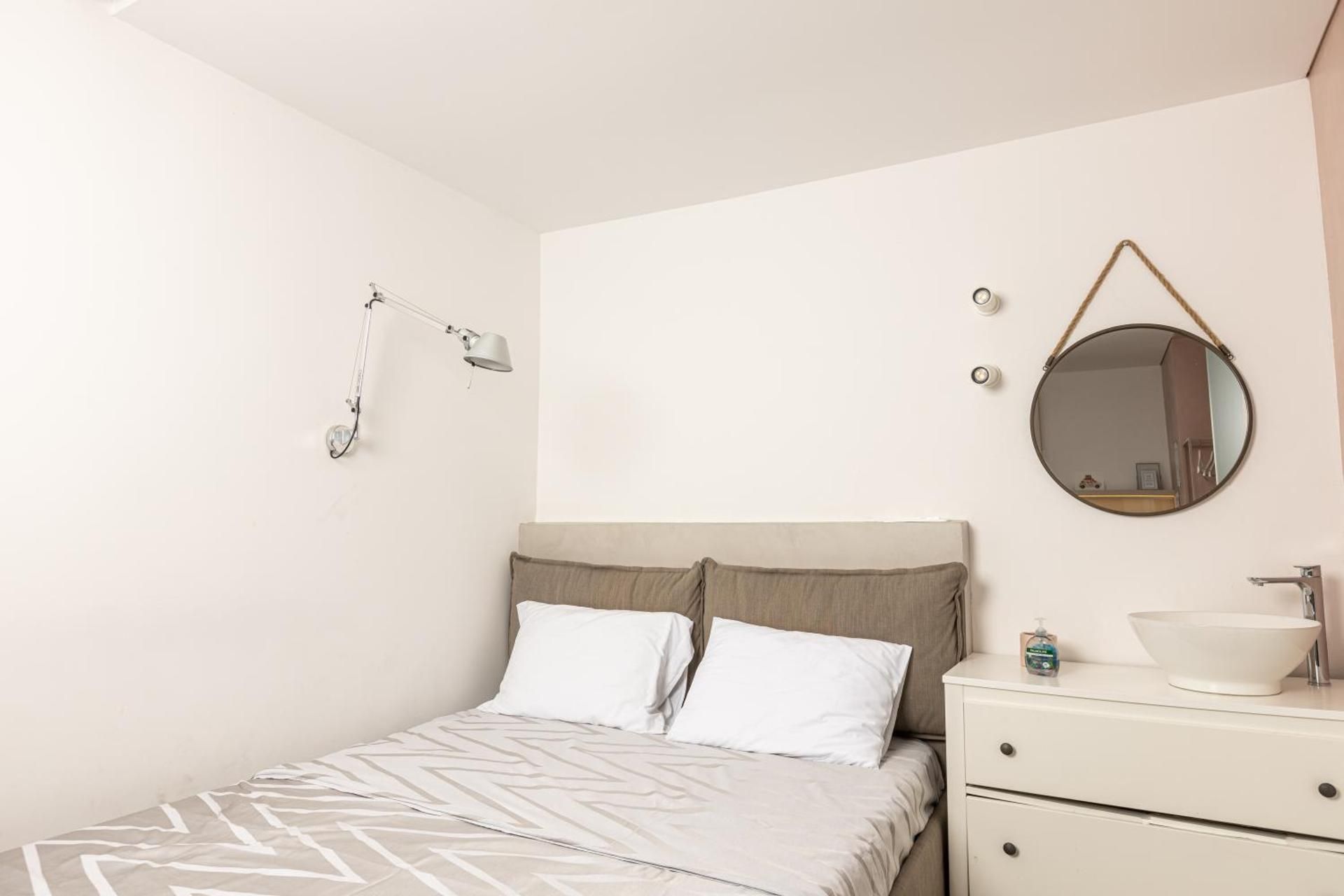Studio Apartment - Ground Floor