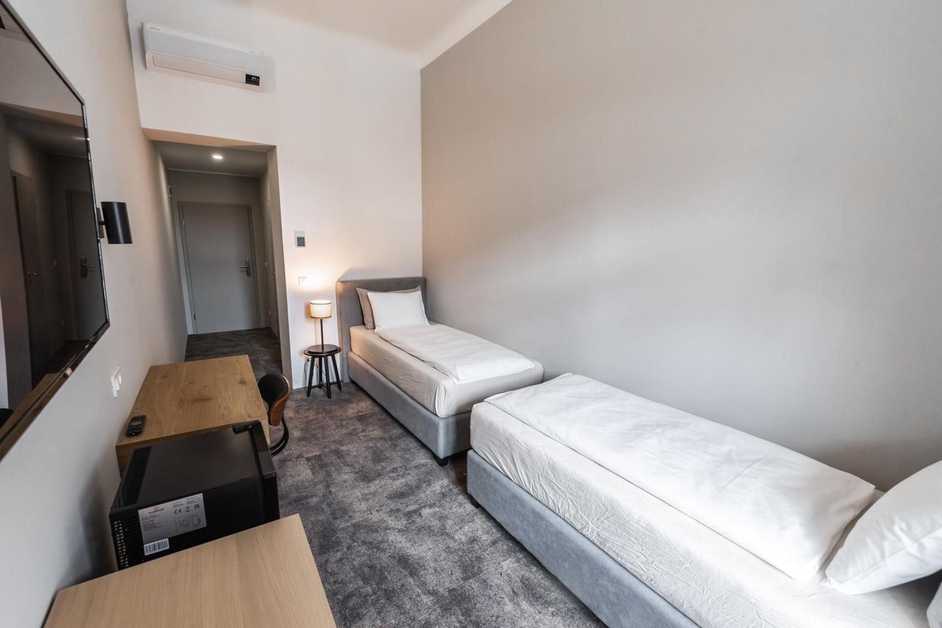 Economy Twin Room