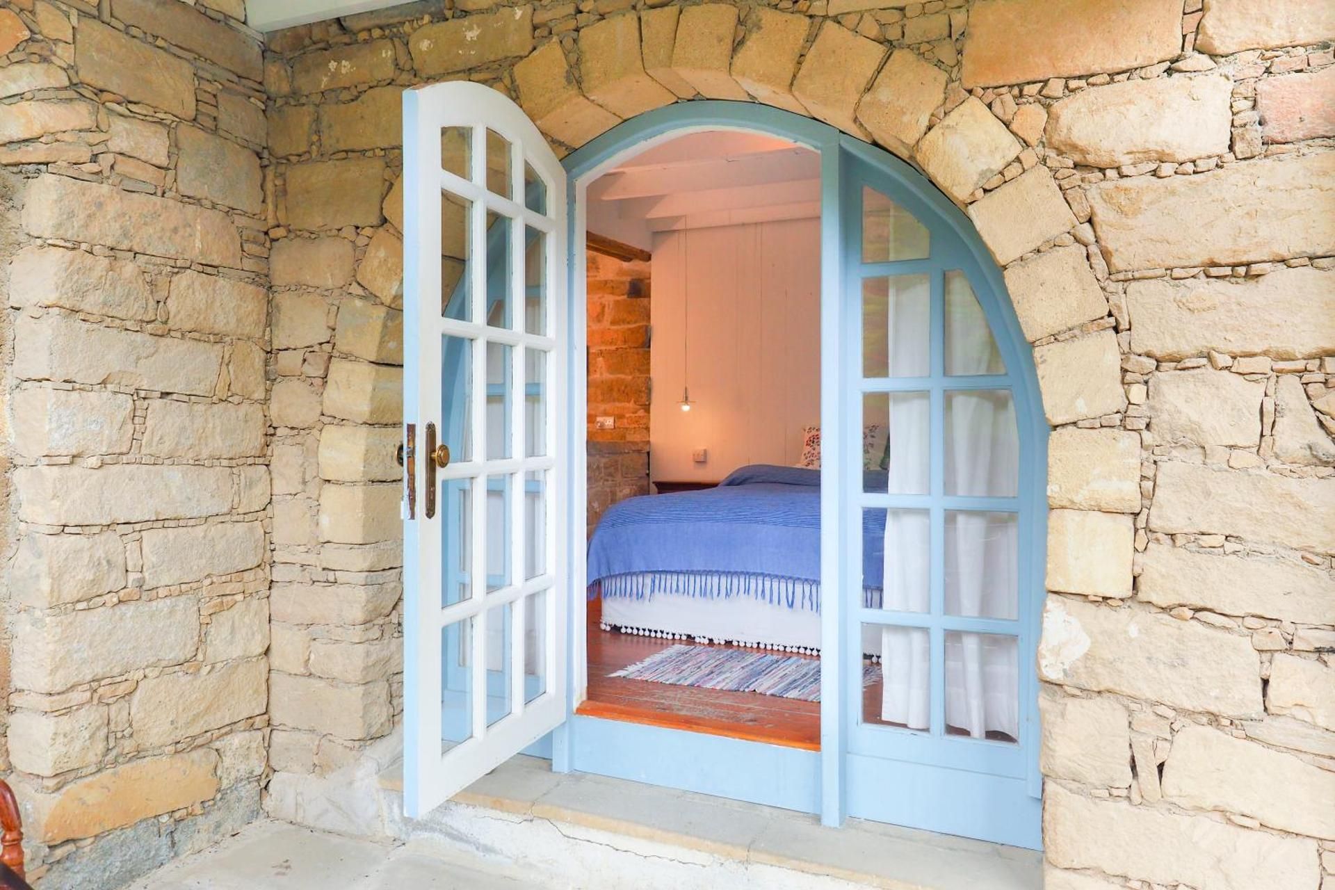 One-Bedroom Apartment with Mountain View - Vasilikos House