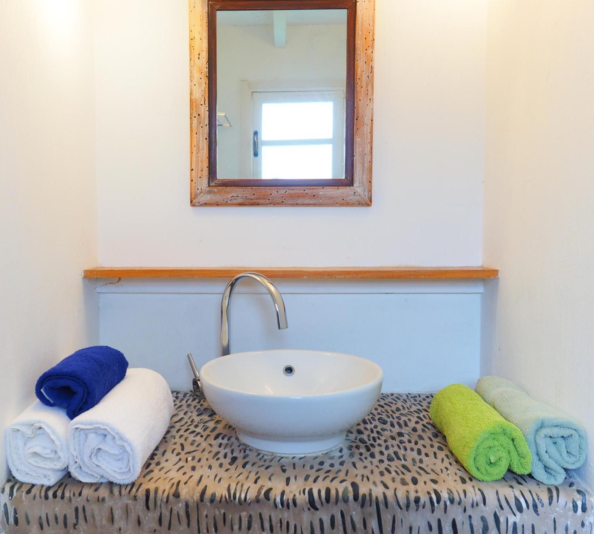 Two-Bedroom Apartment with Mountain View - Vasilikos House