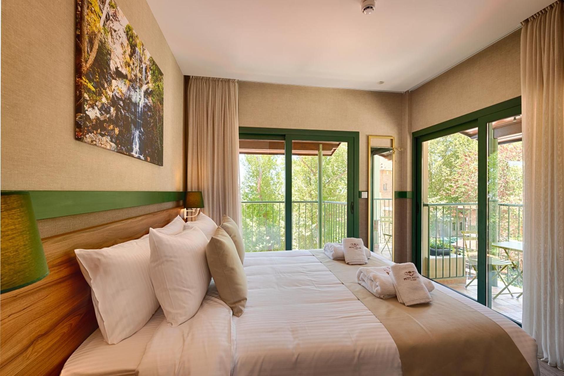 Corner Double Room with 2 Balconies