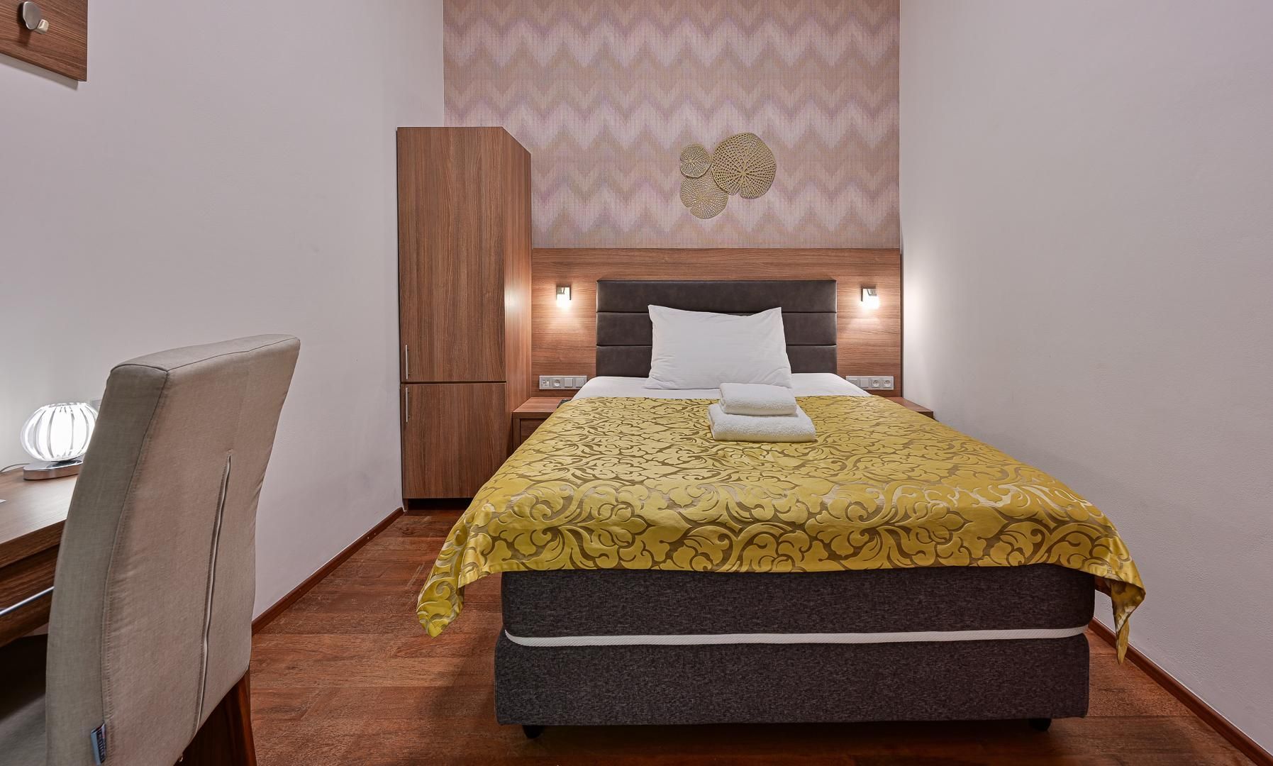 Single Room without Window