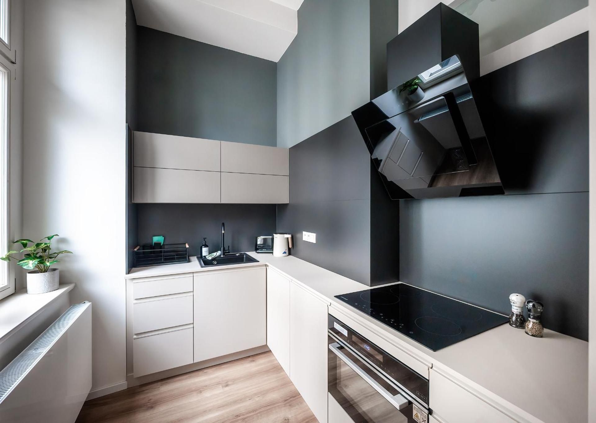 Wenceslas sq SOHO Boutique Hotel & Premium Suites Two-Bedroom Deluxe Apartment with Balcony 2