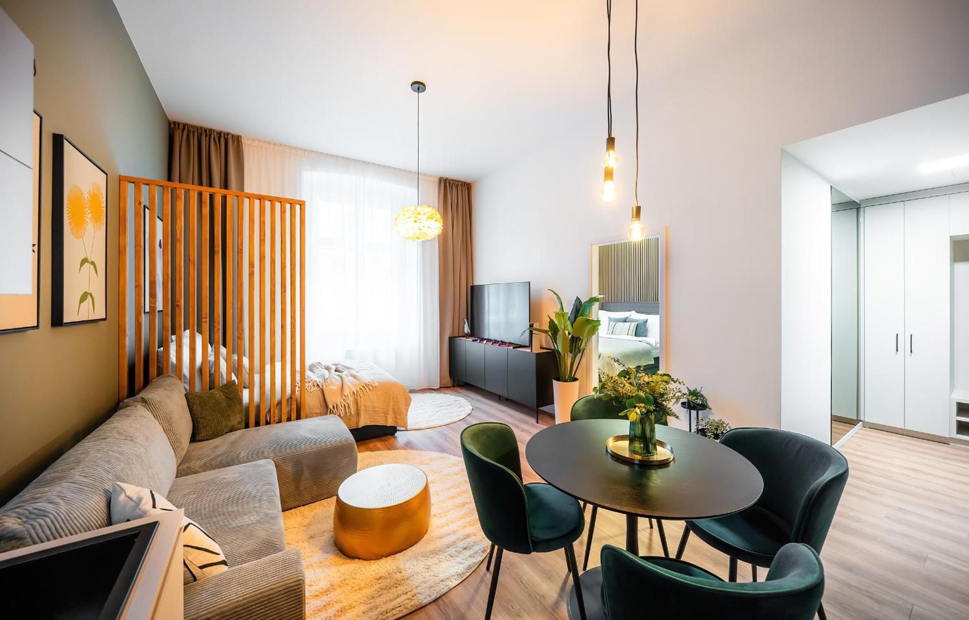 Wenceslas sq SOHO Boutique Hotel & Premium Suites Two-Bedroom Deluxe Apartment 3