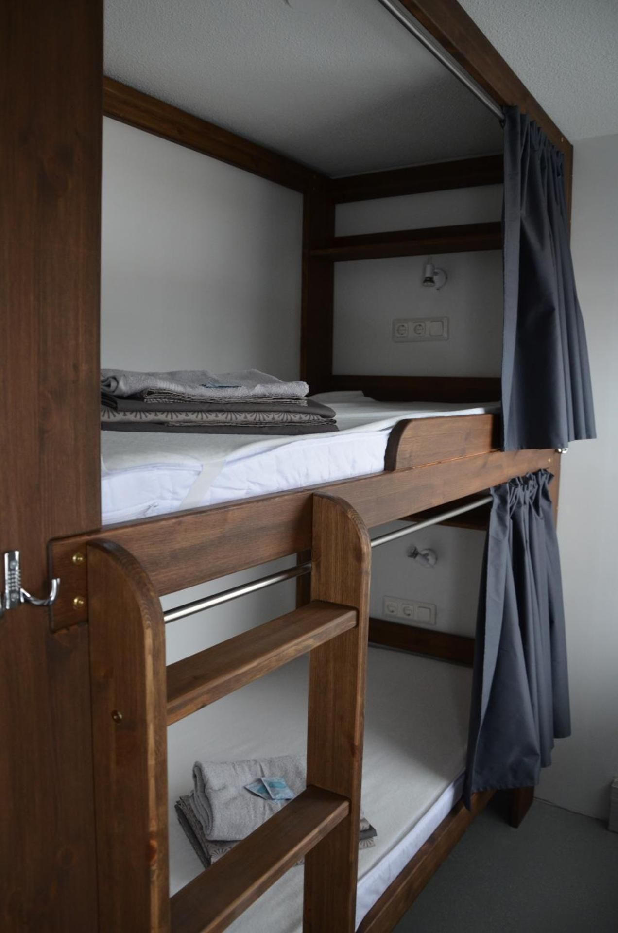 Single Bed in Mixed Dormitory Room