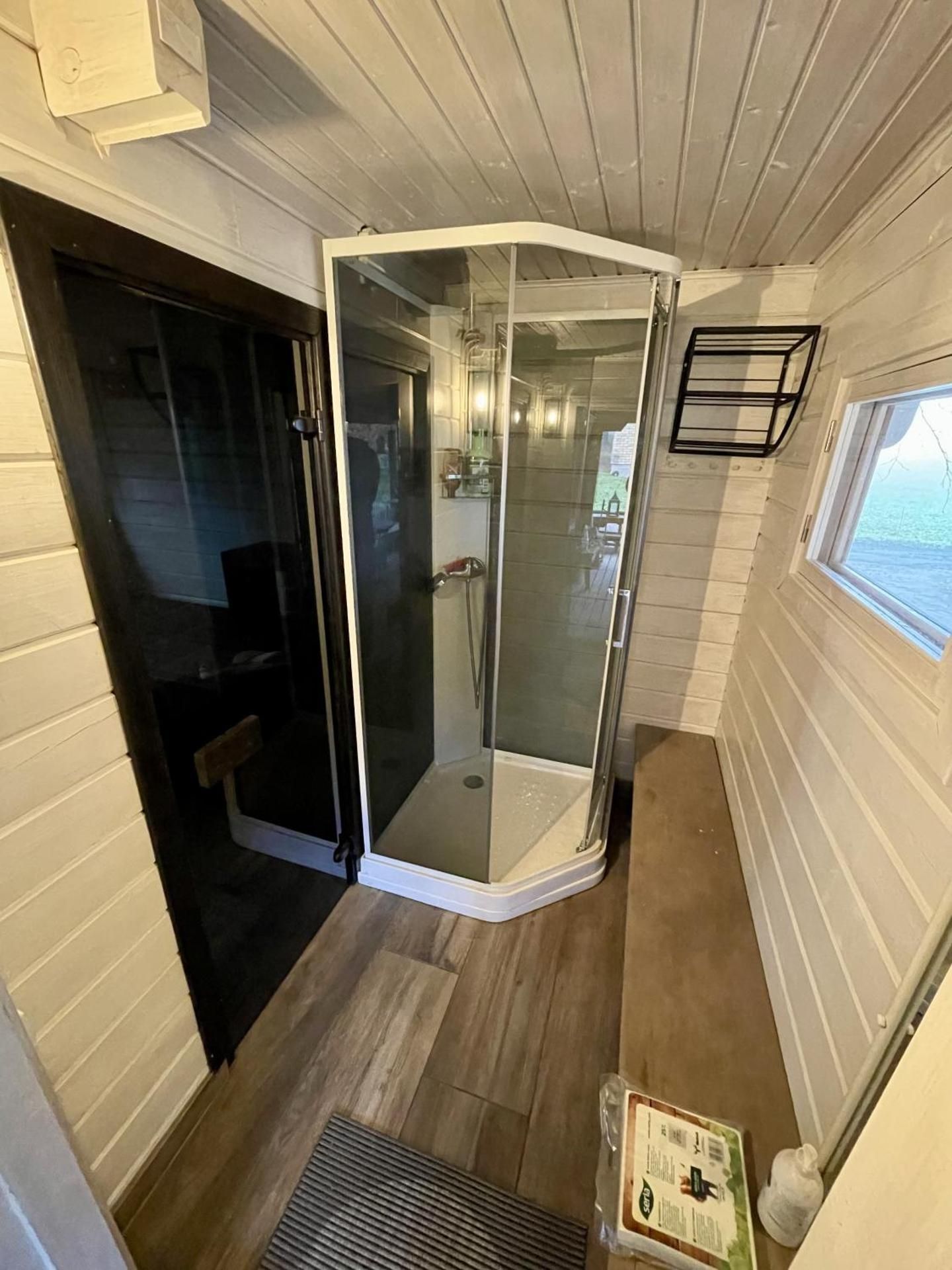 Double Room with Private External Bathroom