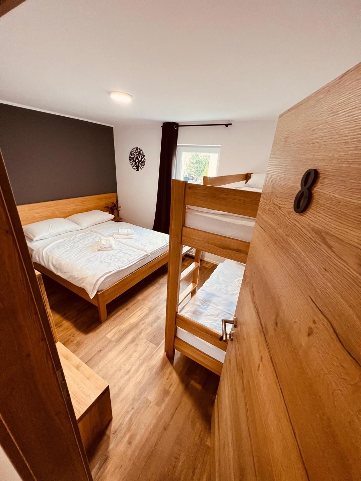 Deluxe Family Suite