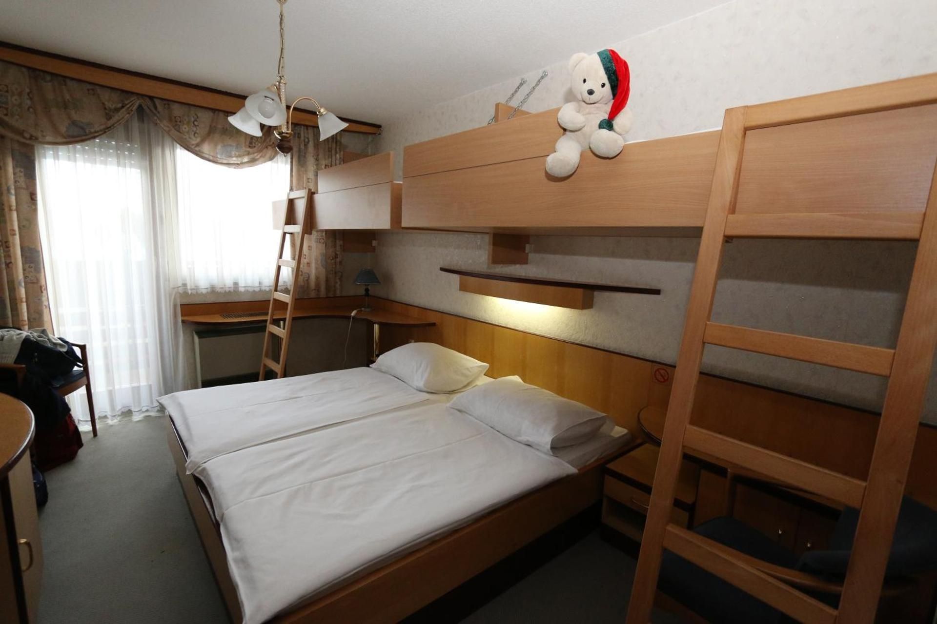 Quadruple Room with Bathroom