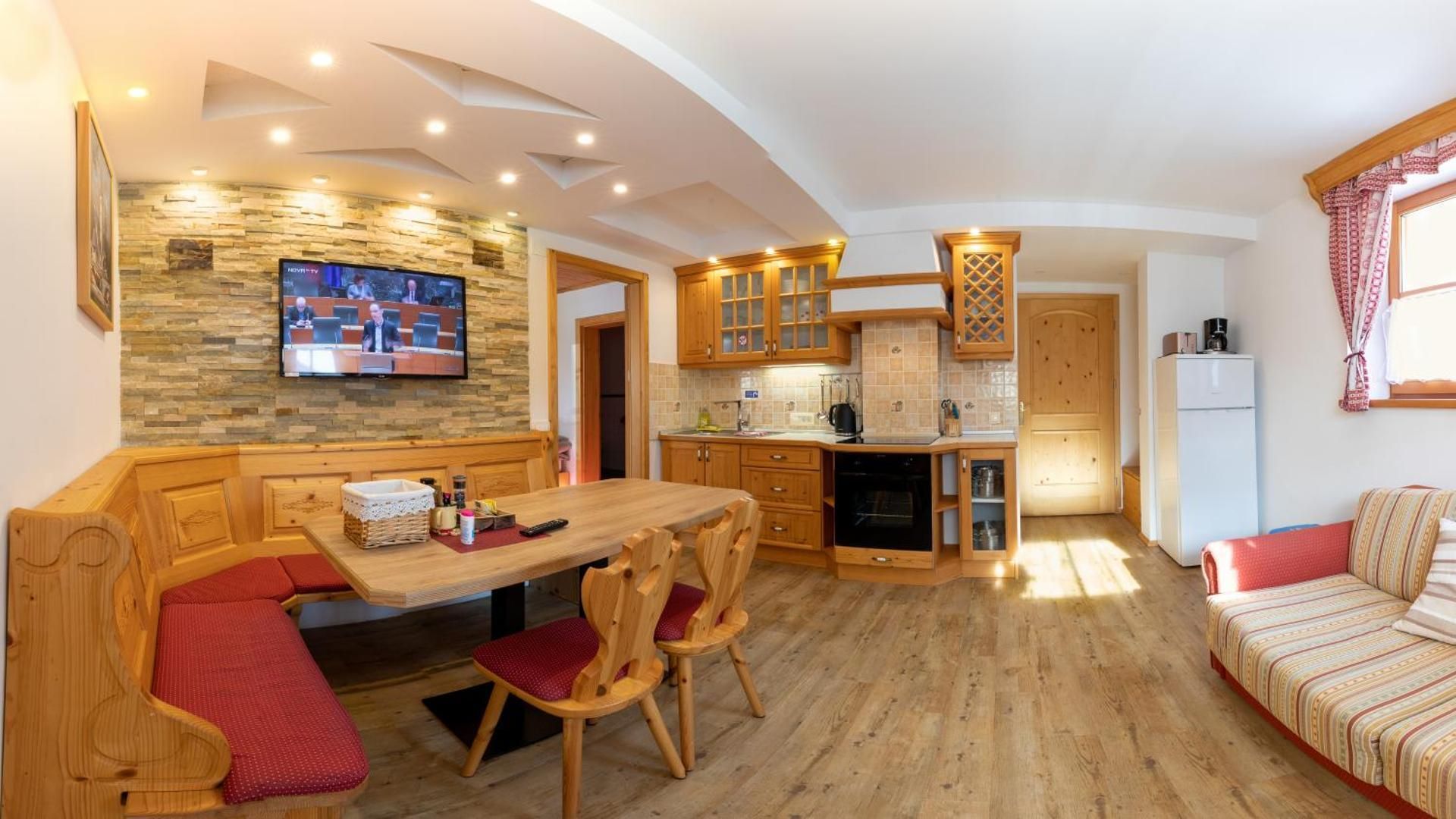 Comfort One-Bedroom Apartment (Basement)