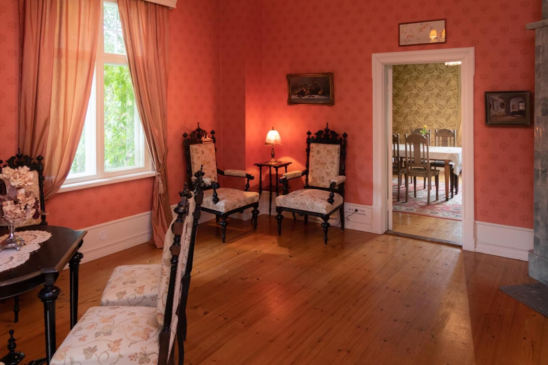 Double Room with Shared Bathroom