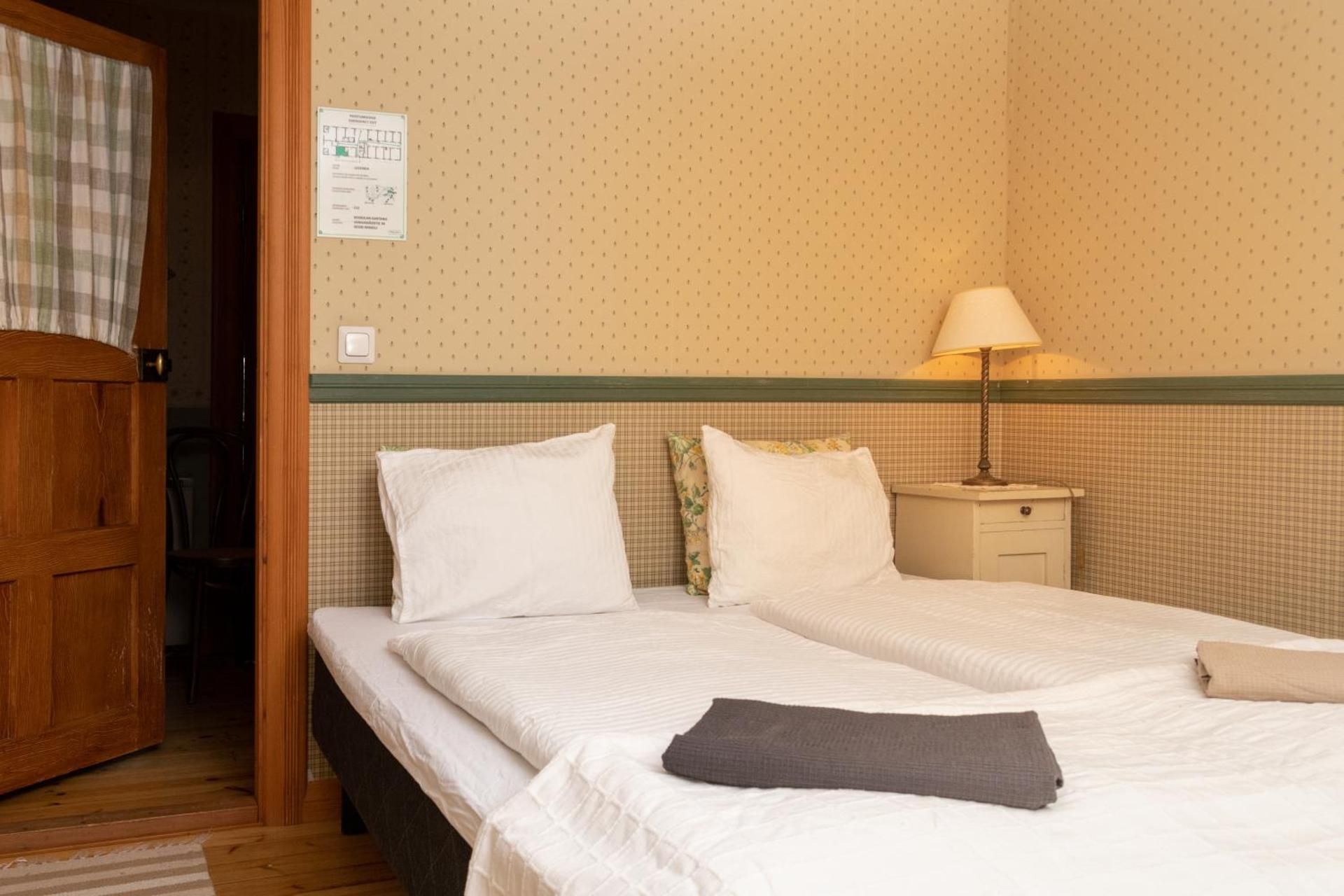 Double Room with Shared Bathroom