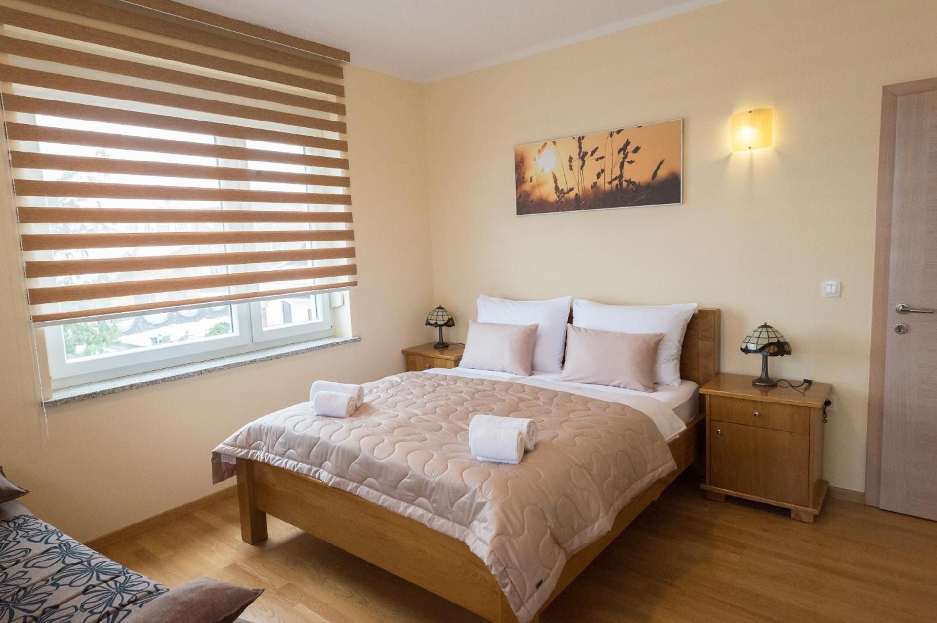 Deluxe Double or Twin Room with City View