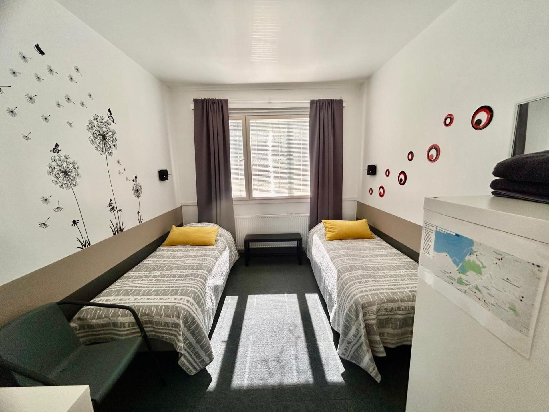 Standard Twin Room with Shared Bathroom