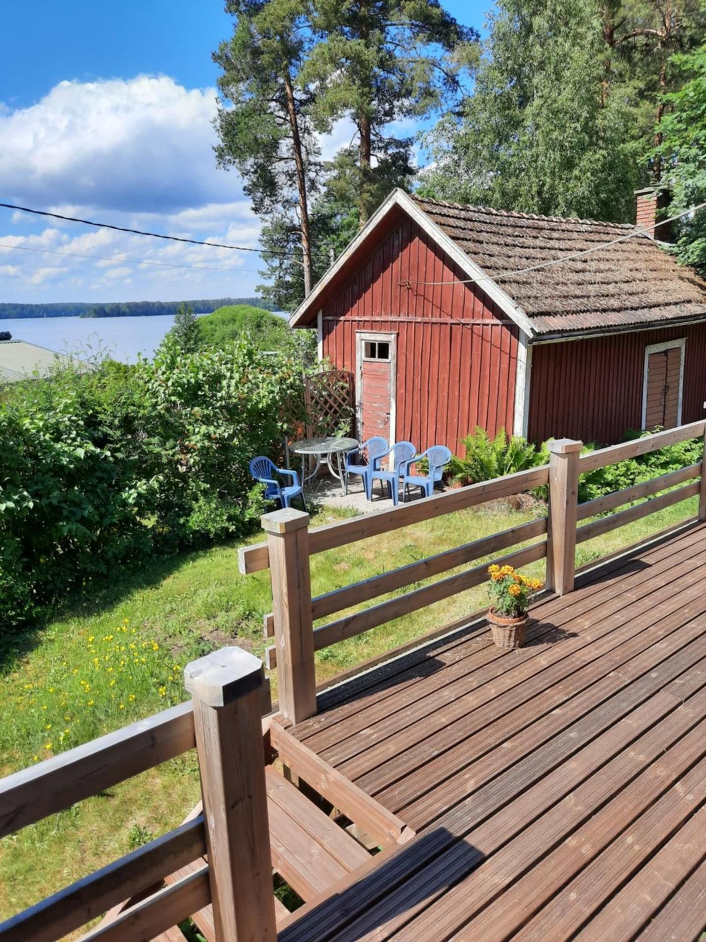 Apartment with Lake View