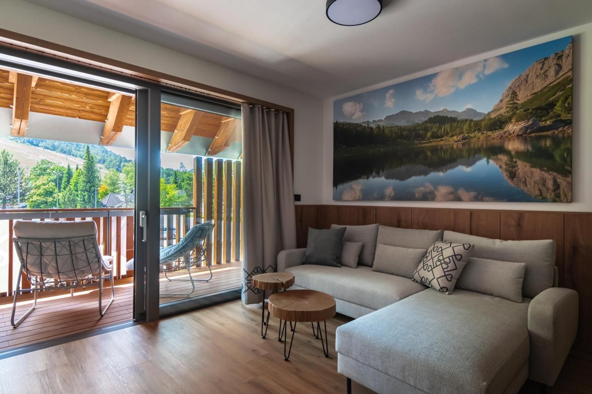 Superior Apartment with Balcony