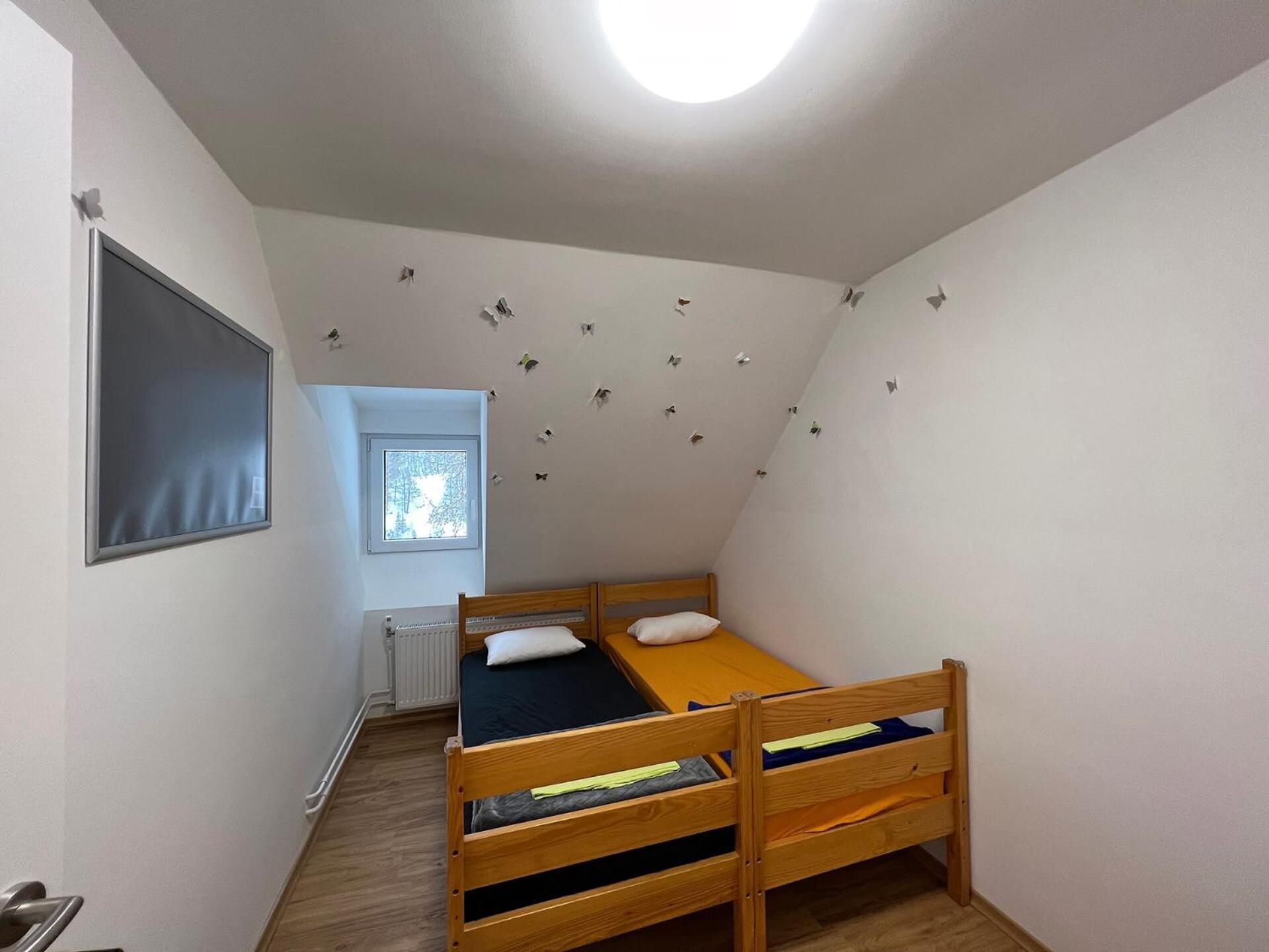 Twin Room with Mountain View