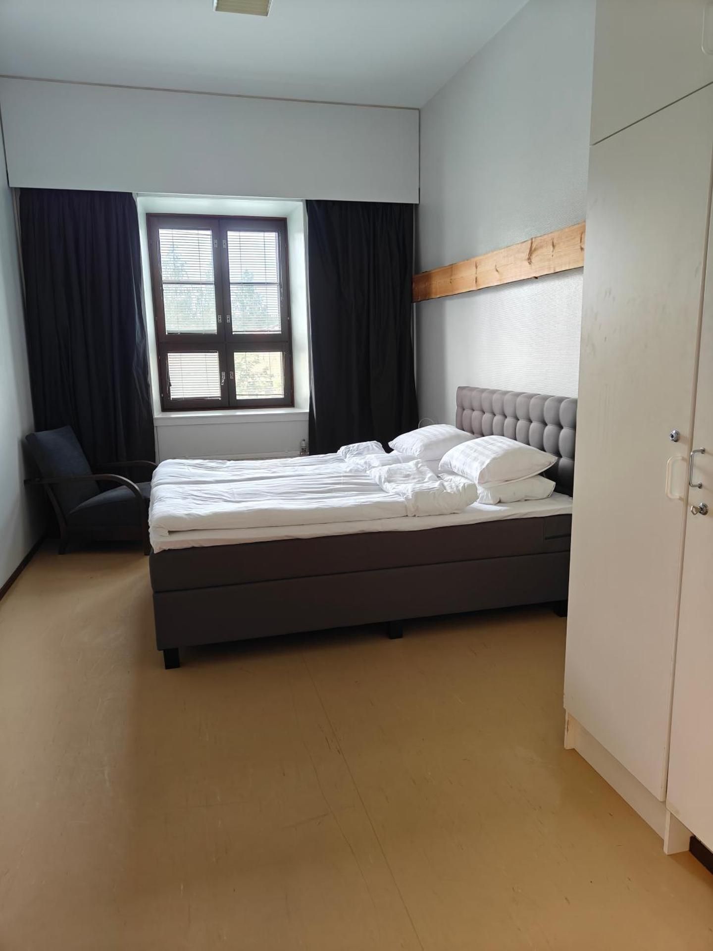 Double Room with Shared Bathroom