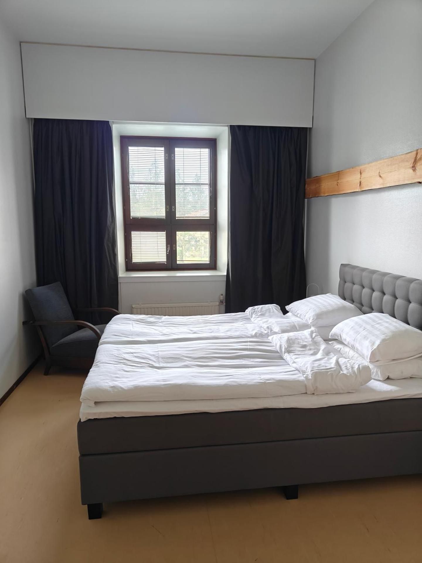 Double Room with Shared Bathroom