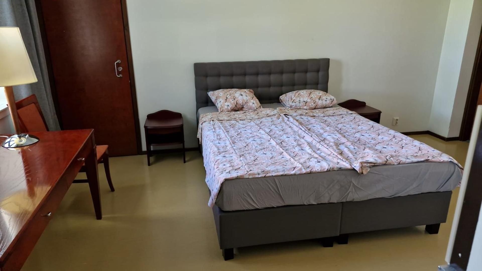 Basic Triple Room with Shared Bathroom