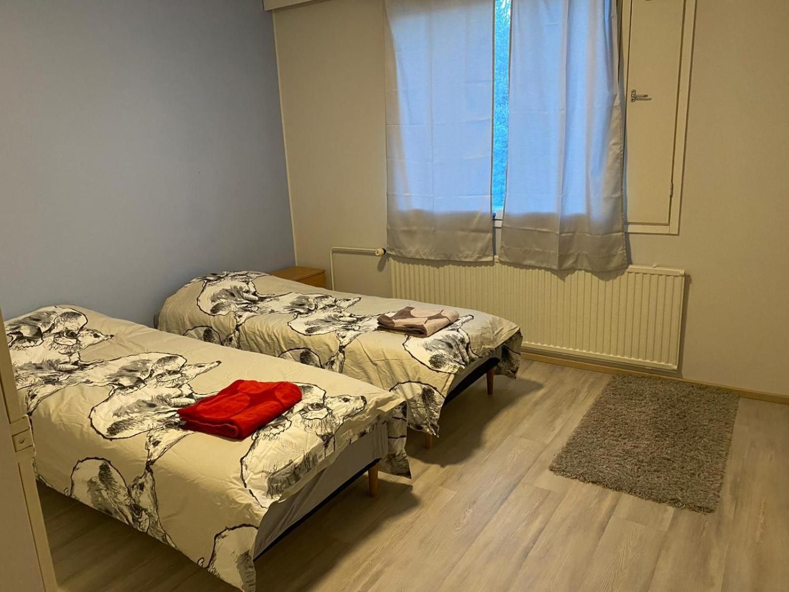 Basic Triple Room with Shared Bathroom