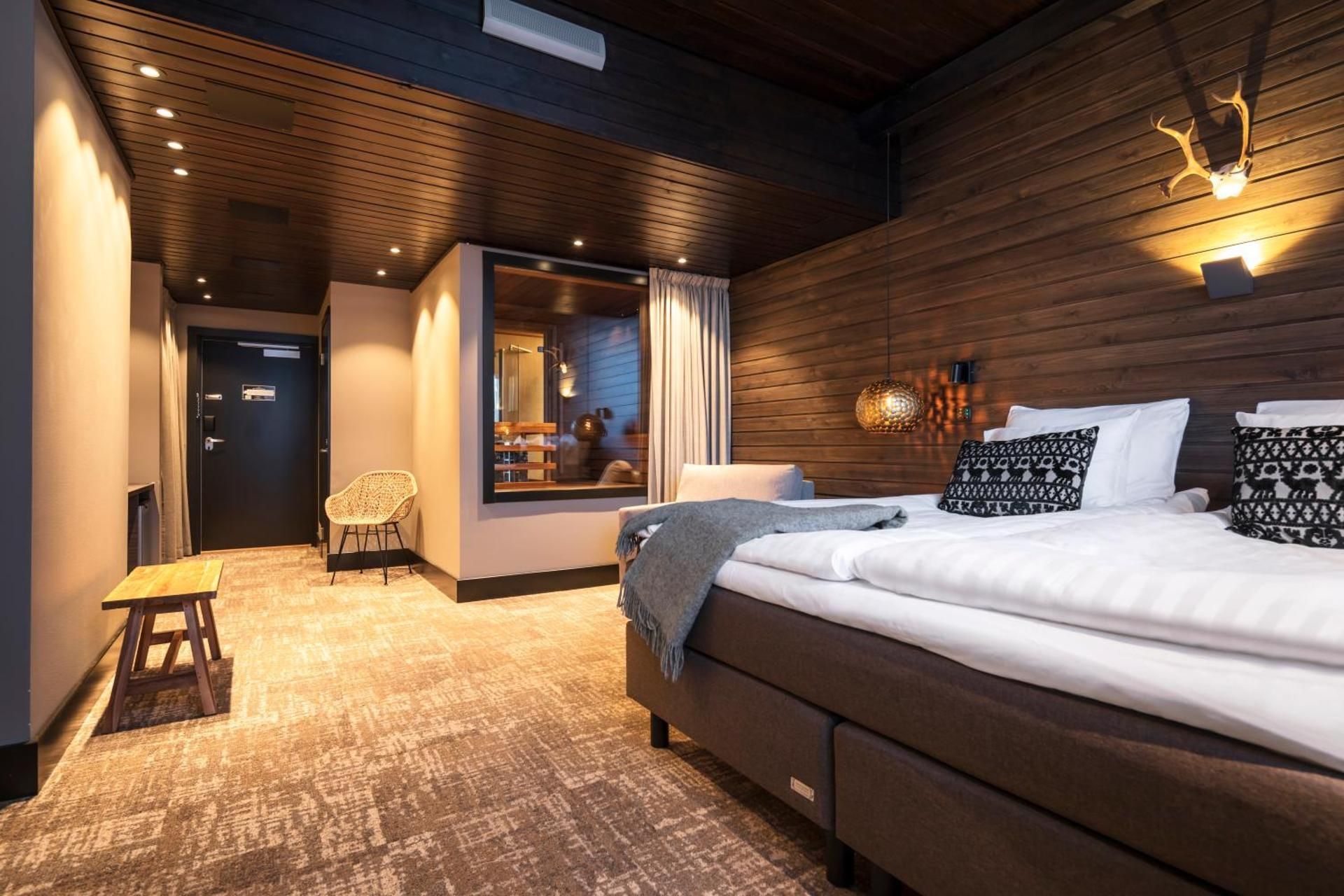 Arctic Junior Suite with Sauna